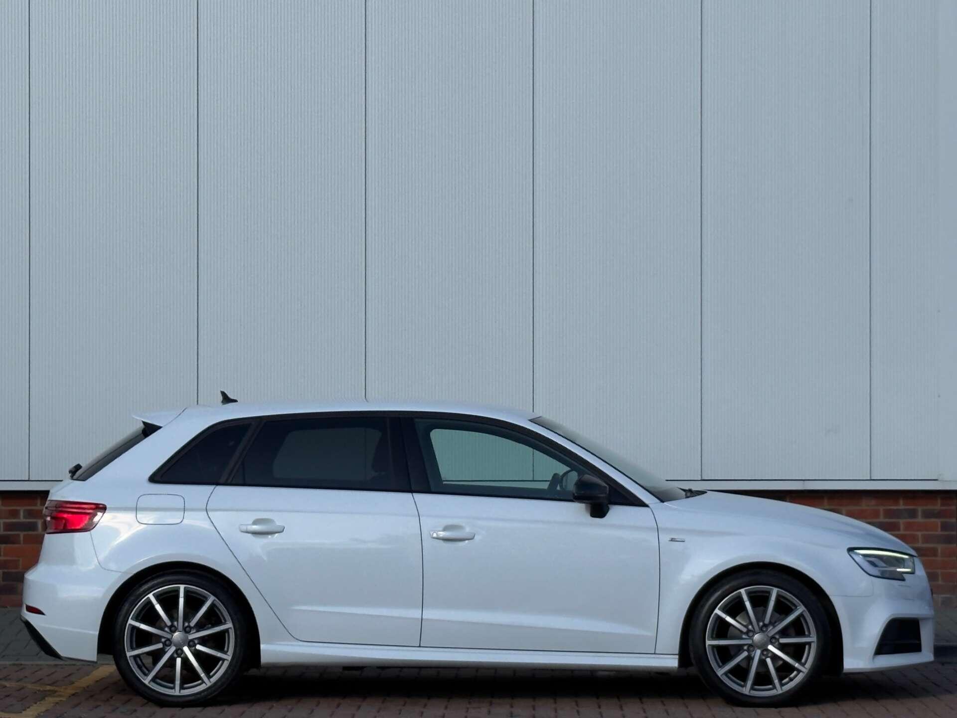 Audi A3 view 7