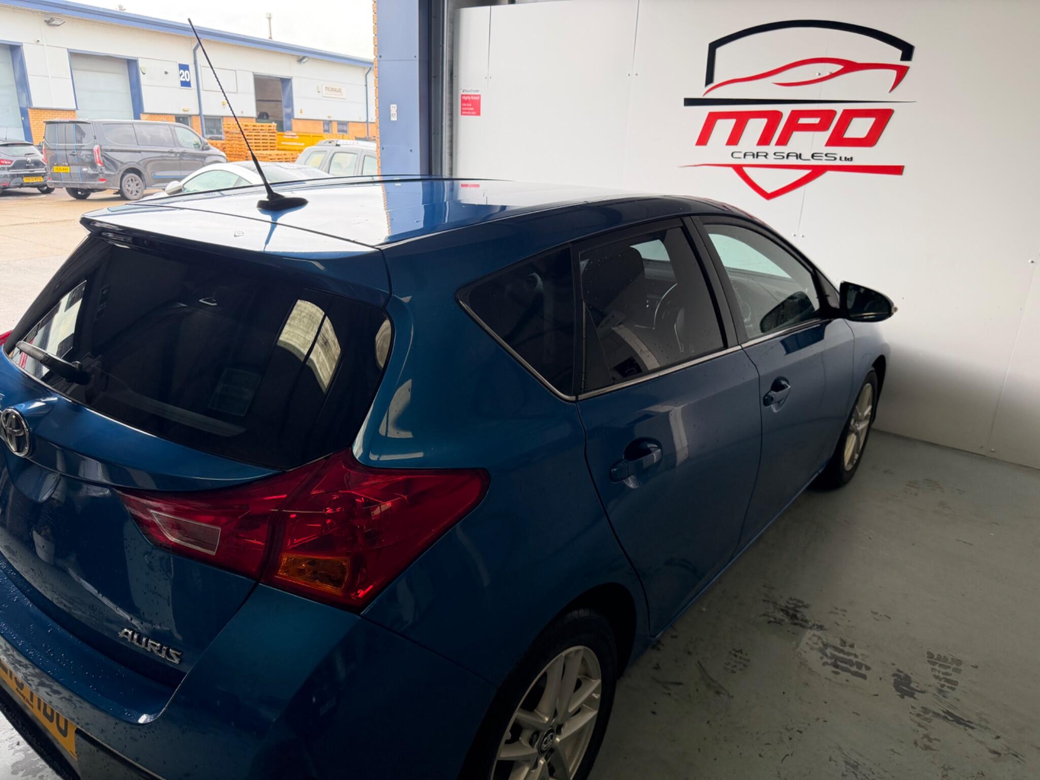 Toyota Auris view 44