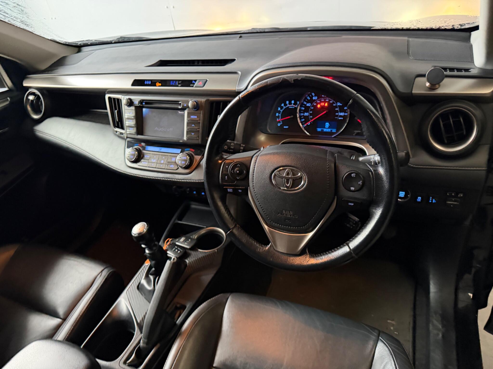 Toyota RAV4 view 23