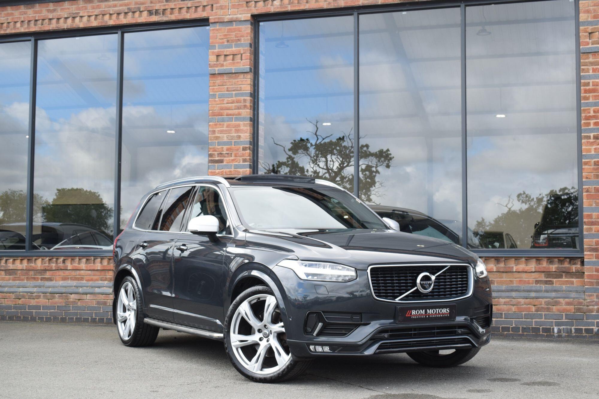 Volvo XC90 view 8