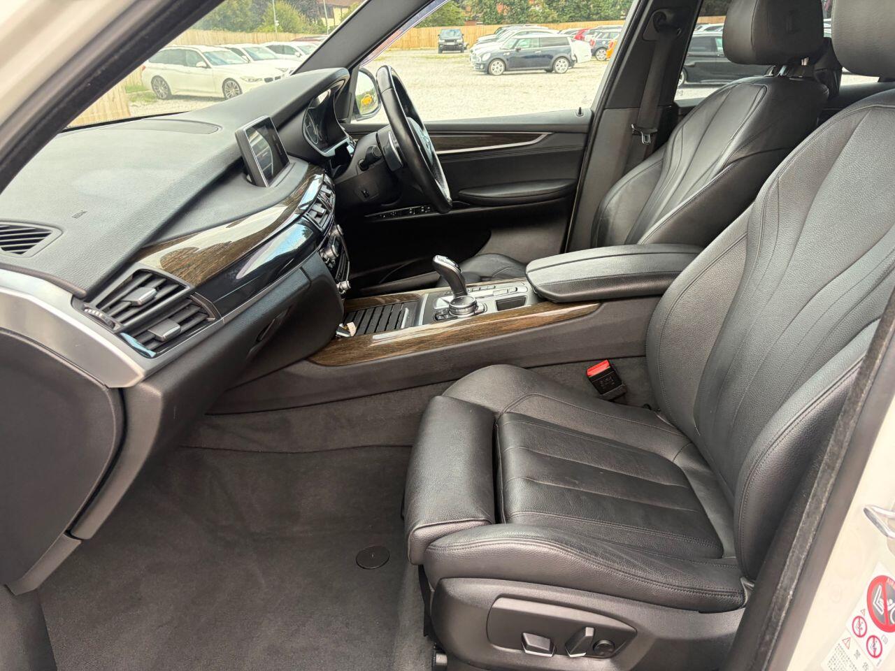 BMW X5 view 19