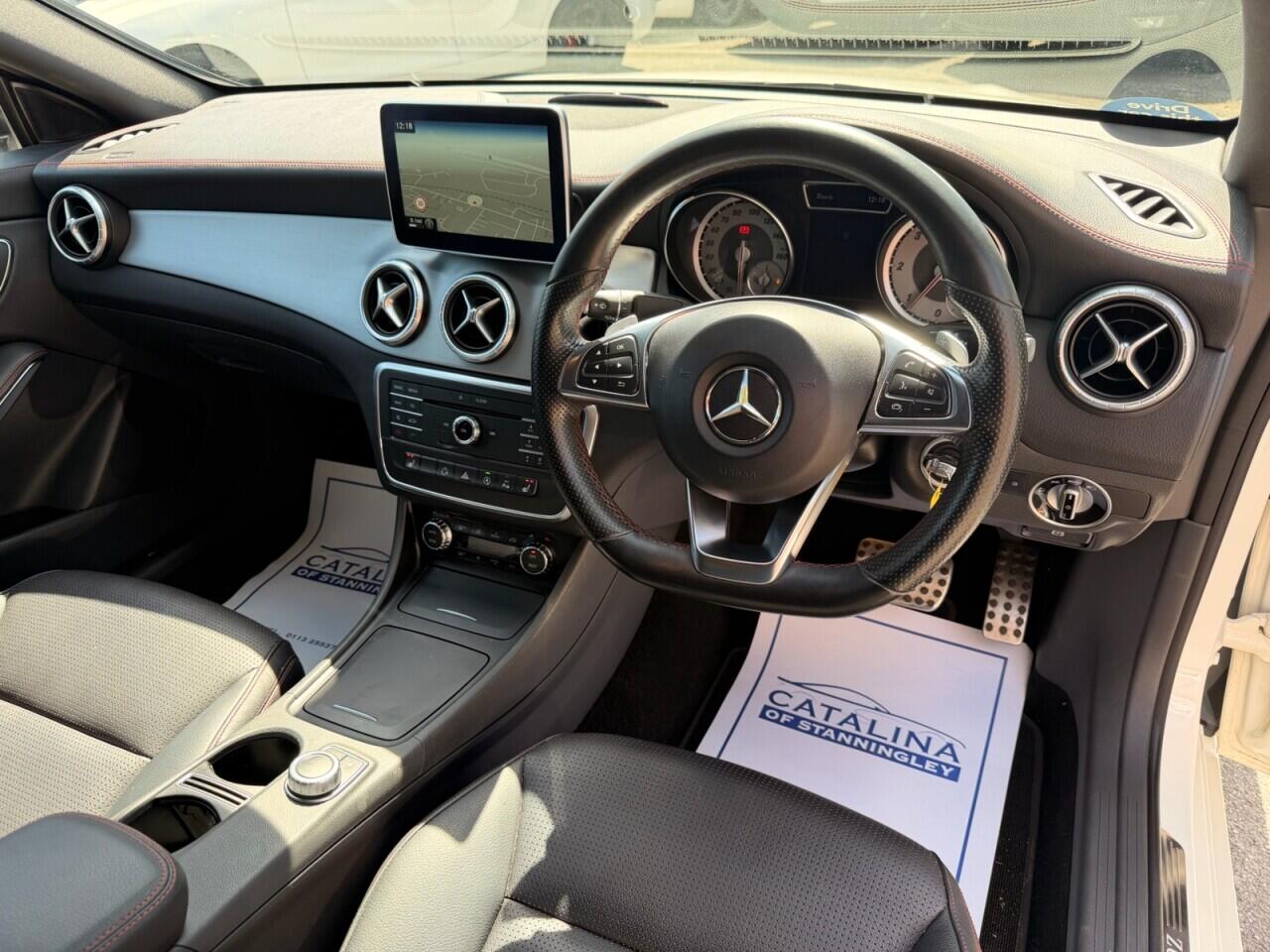 Mercedes-Benz Cla view 13