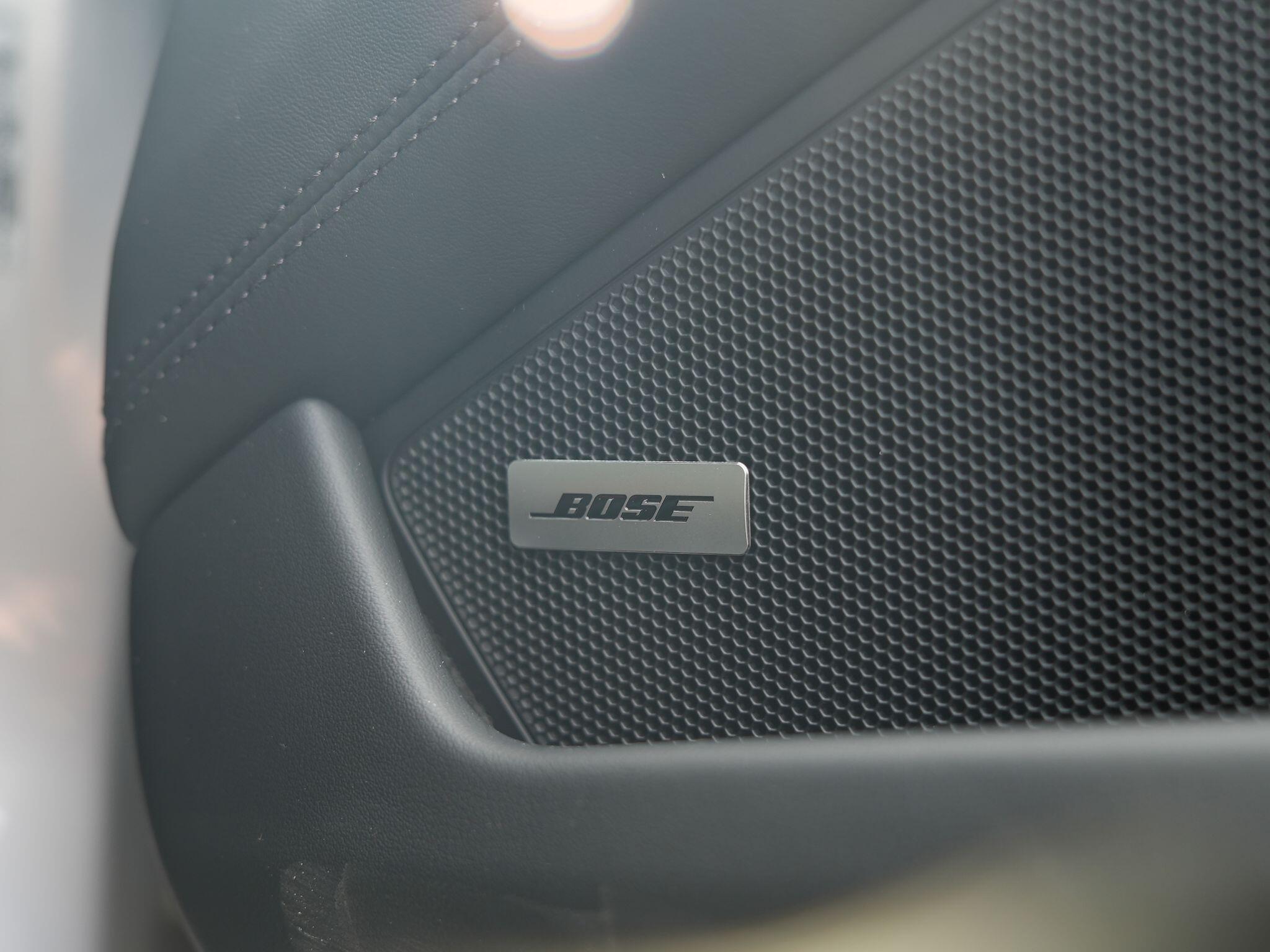 Porsche 911 view 17