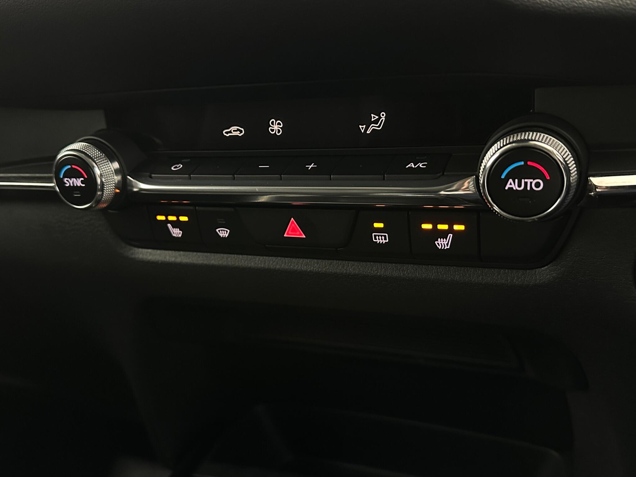 Mazda CX-30 view 21