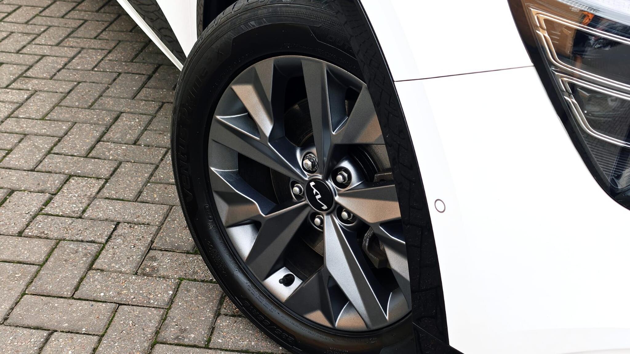 Kia Sportage view 11