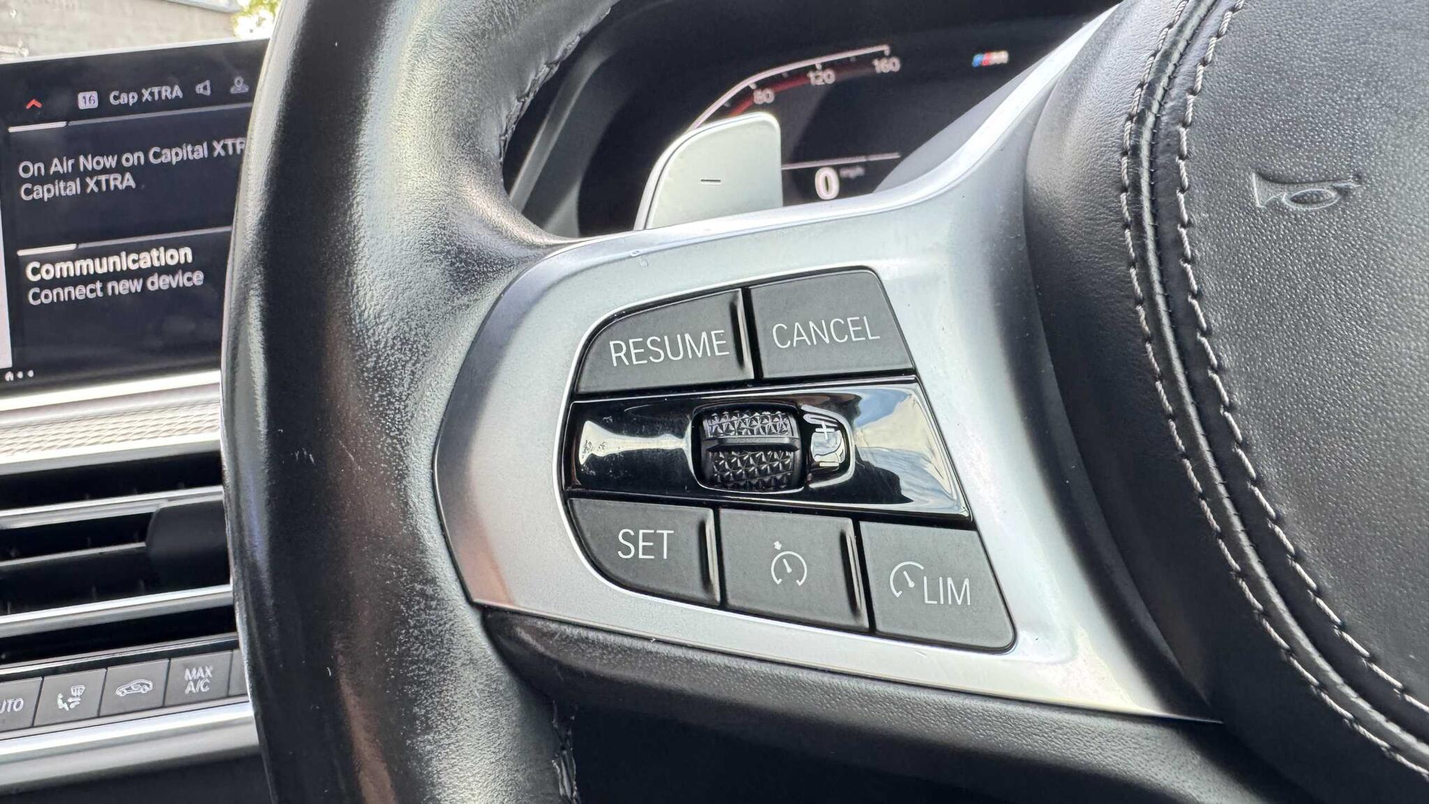 BMW X5 view 18