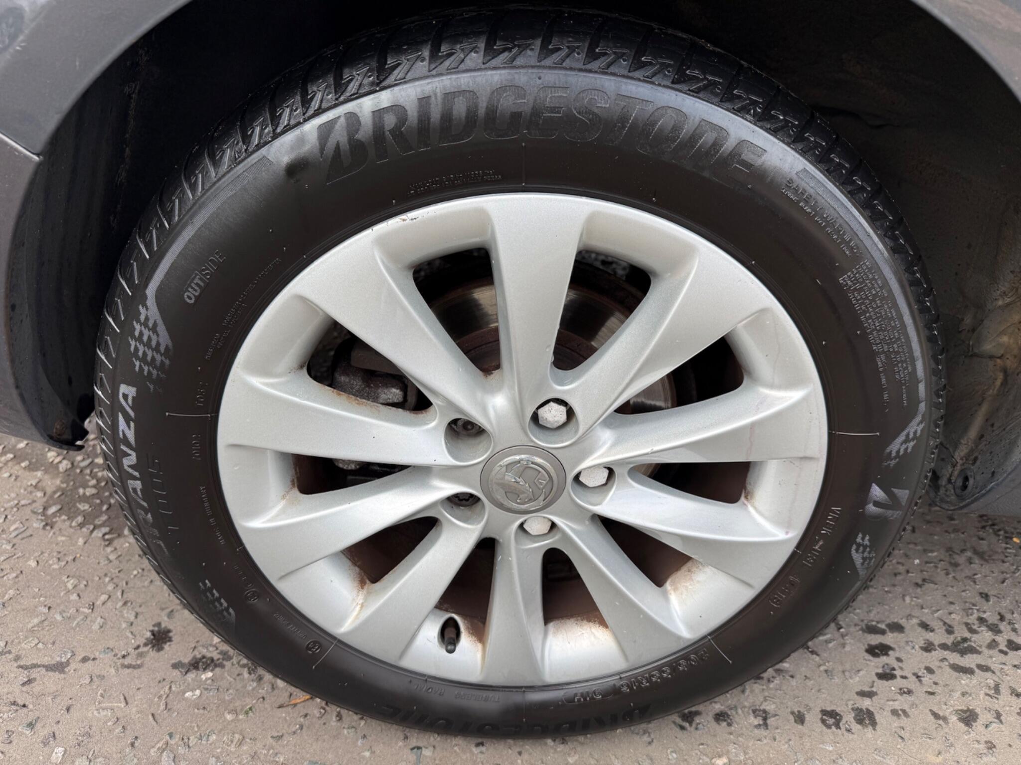 Vauxhall Zafira view 22