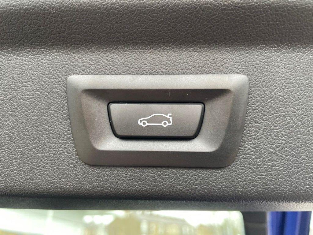 BMW iX2 view 67