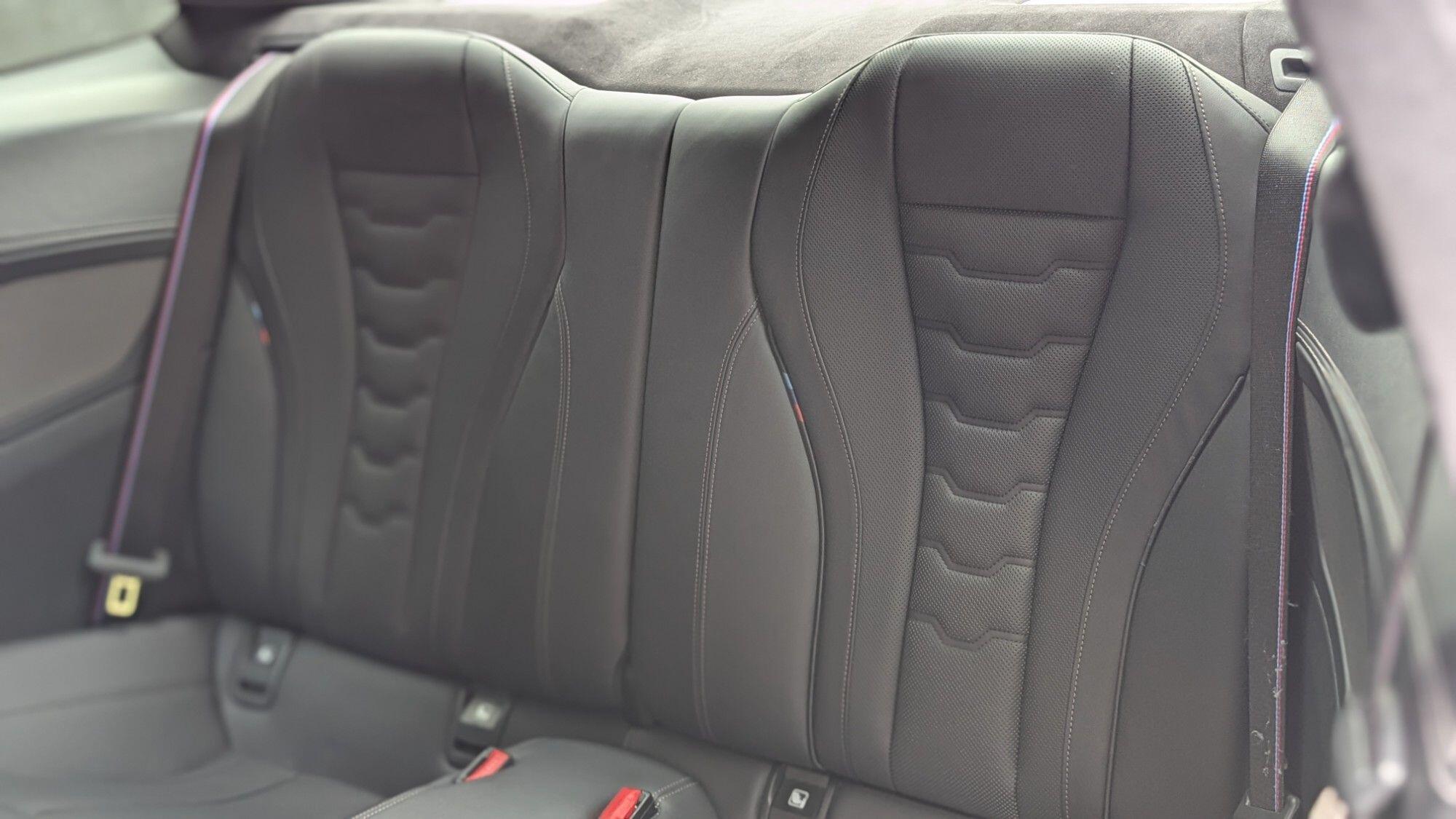 BMW 8 Series view 14