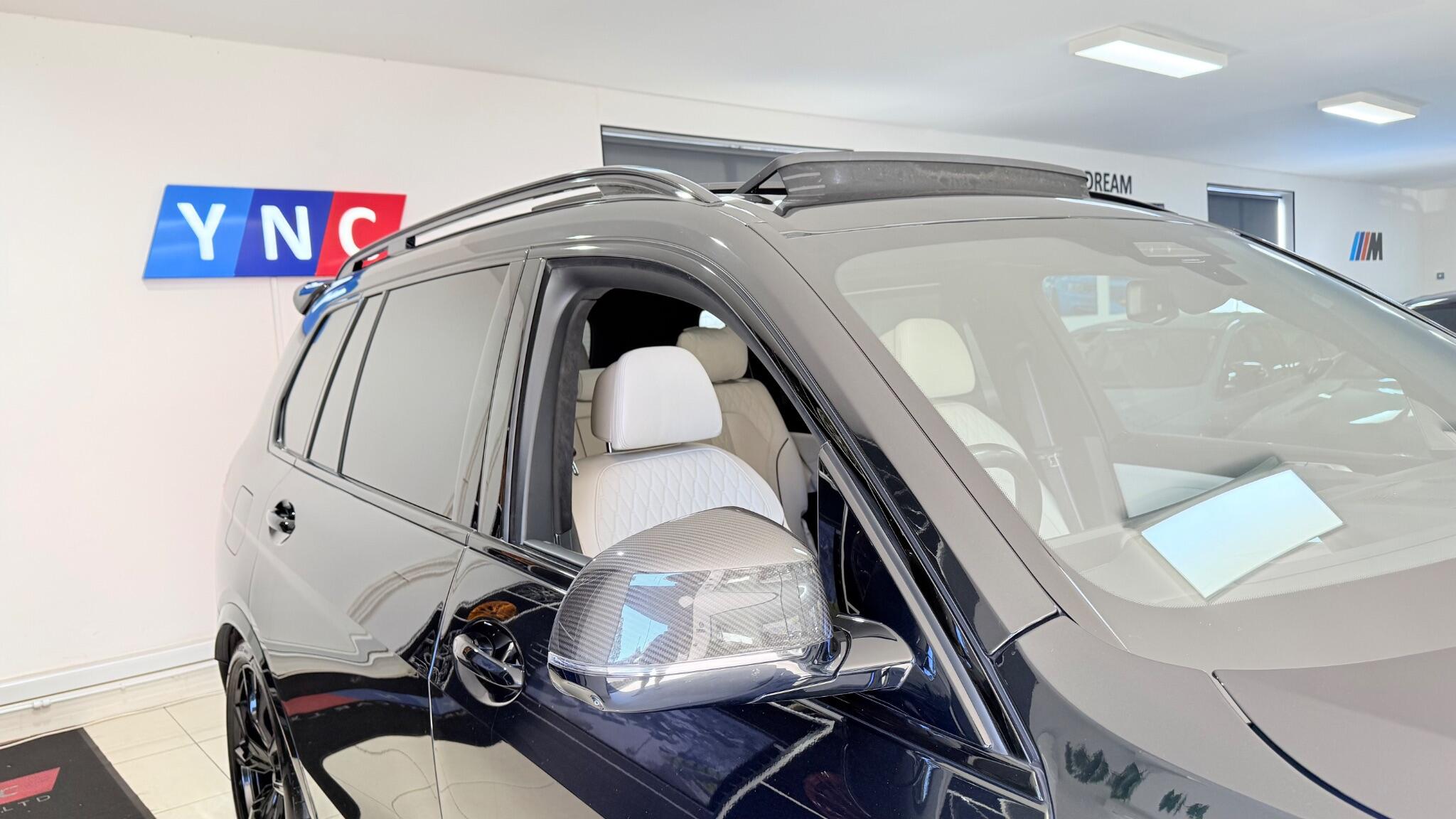 BMW X7 view 76