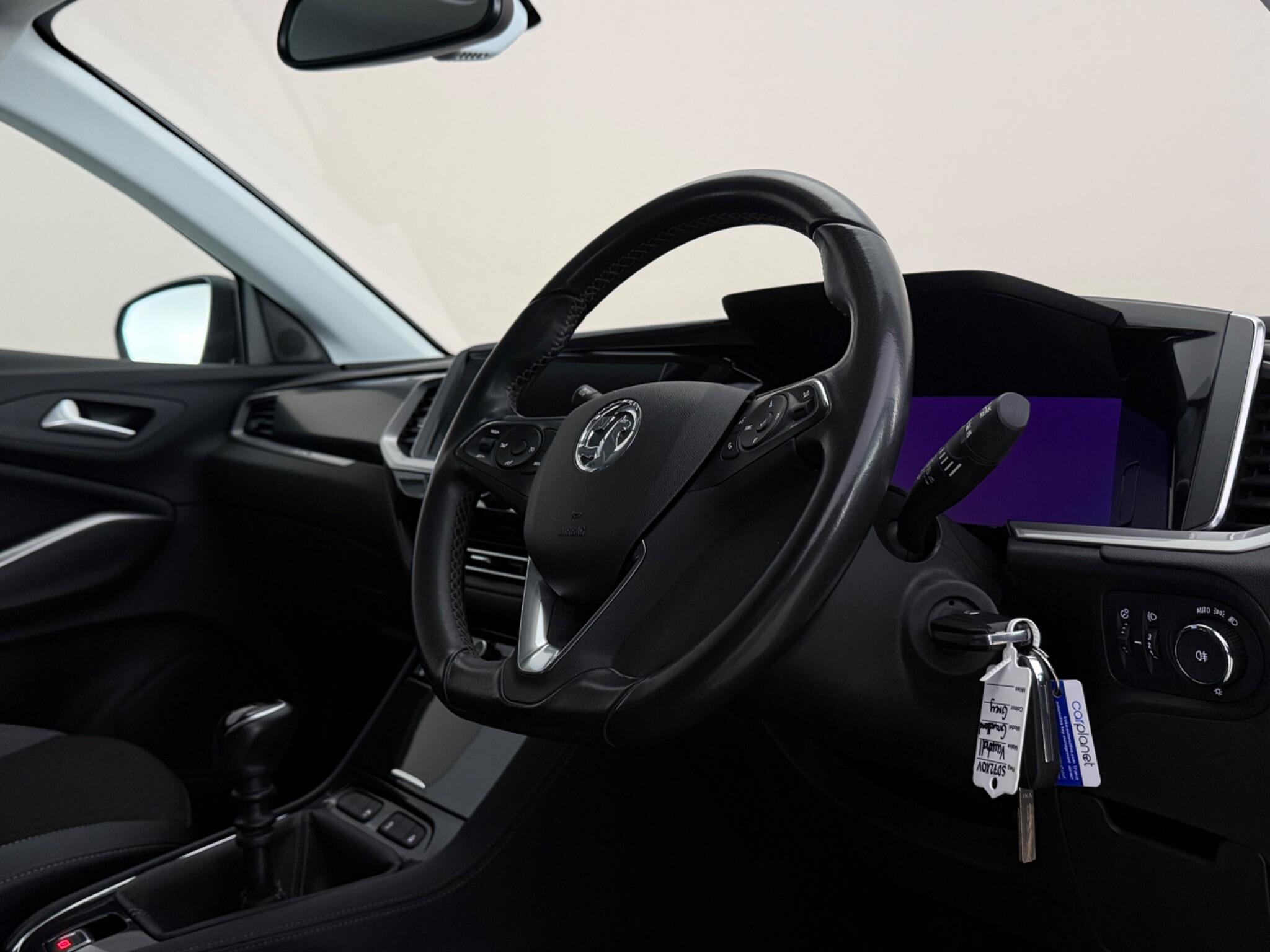 Vauxhall Grandland view 15