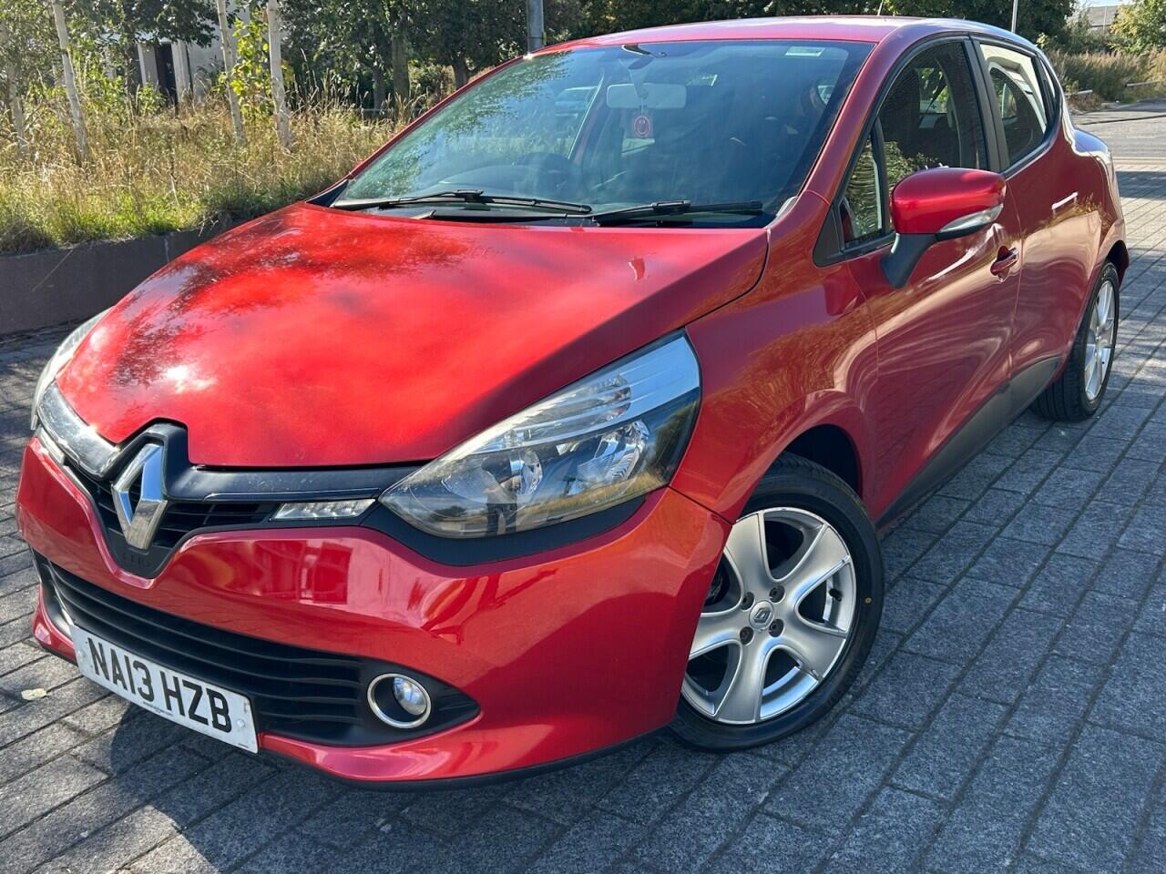 Renault Clio view 6