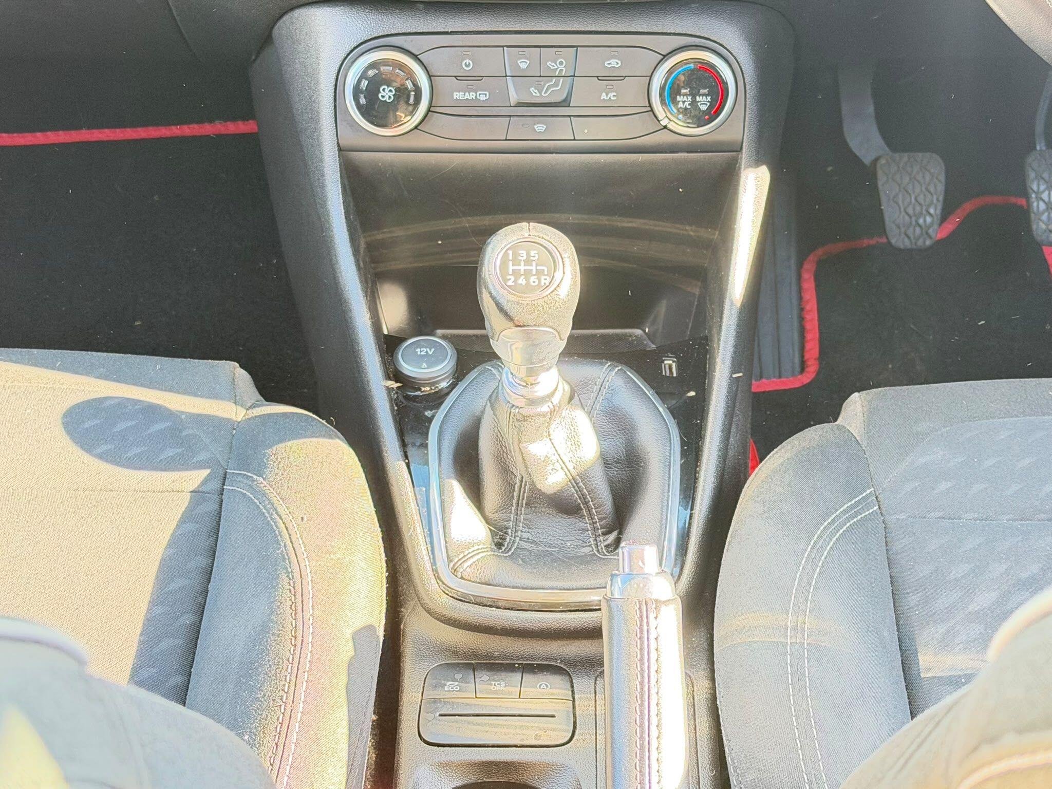 Ford Fiesta view 23