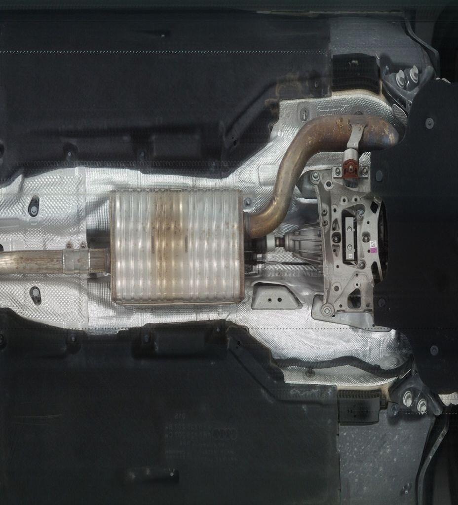 Audi A4 view 8