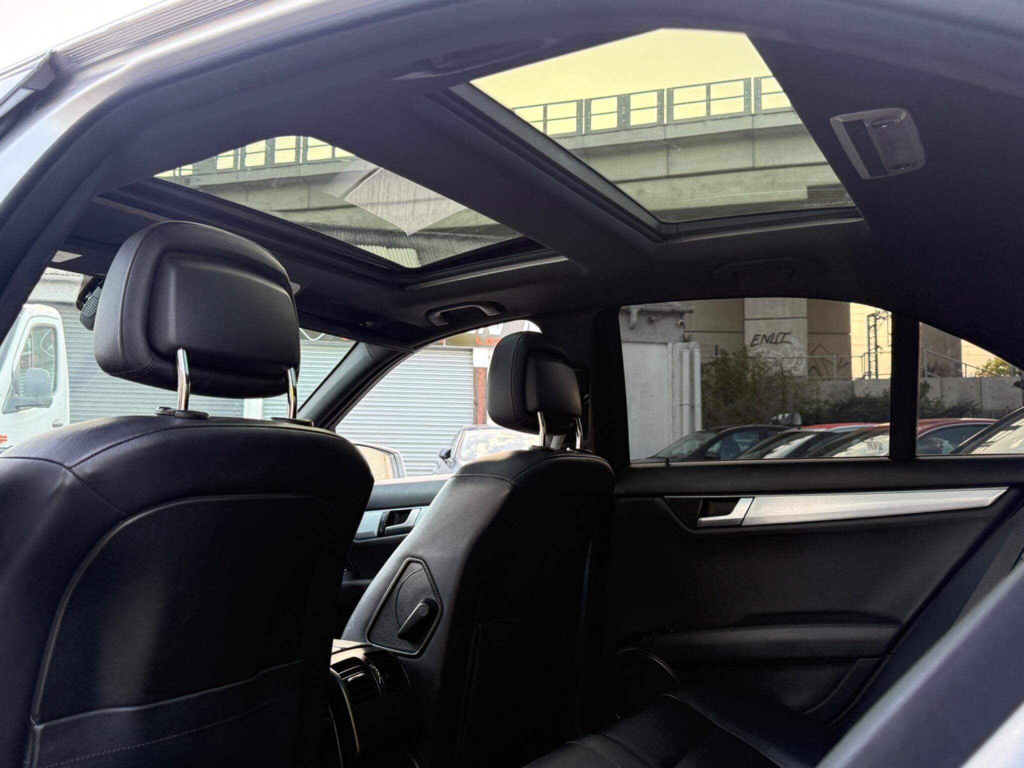 Mercedes-Benz C Class - Image 28
