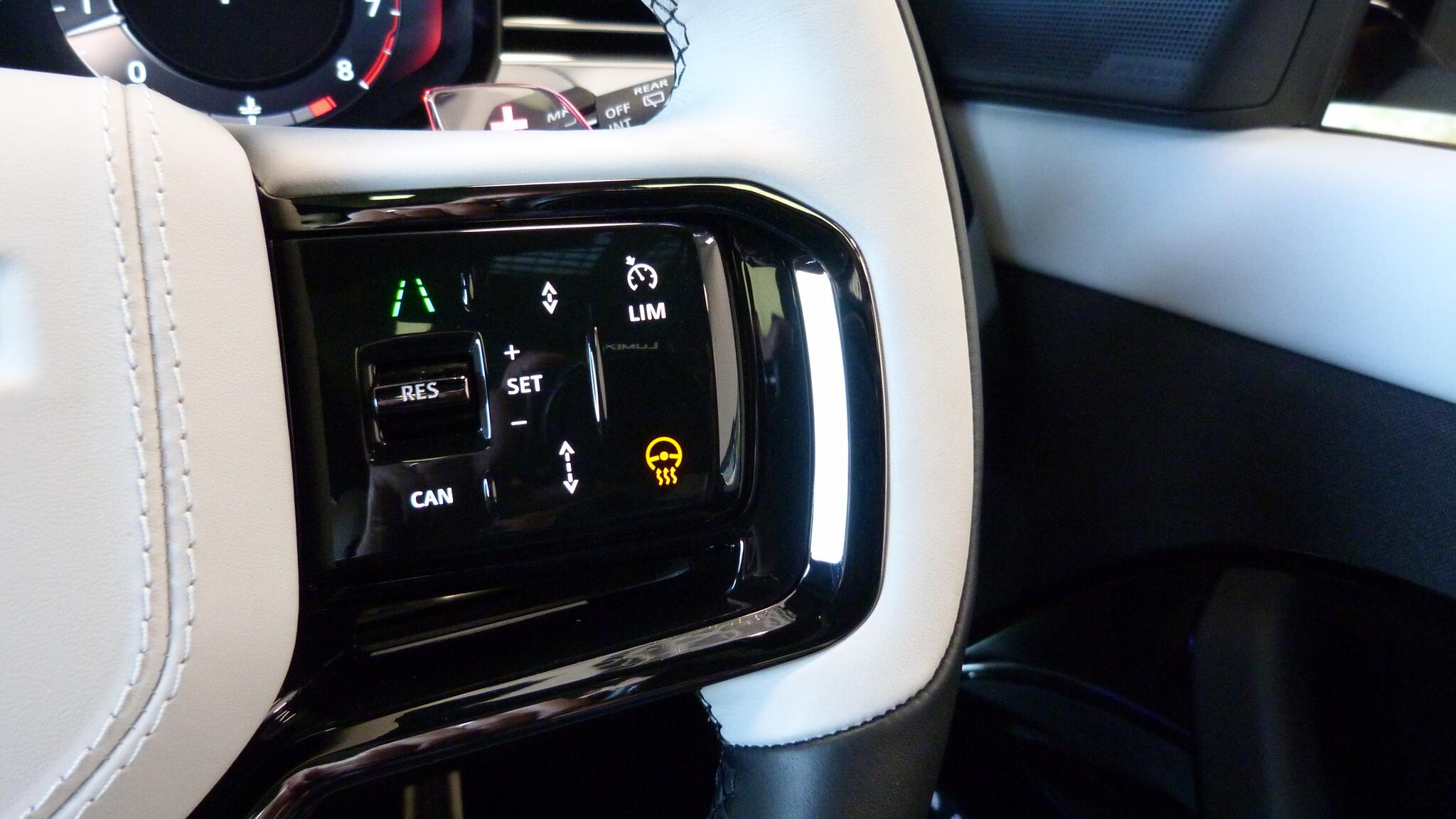 Land Rover Range Rover Sport view 27