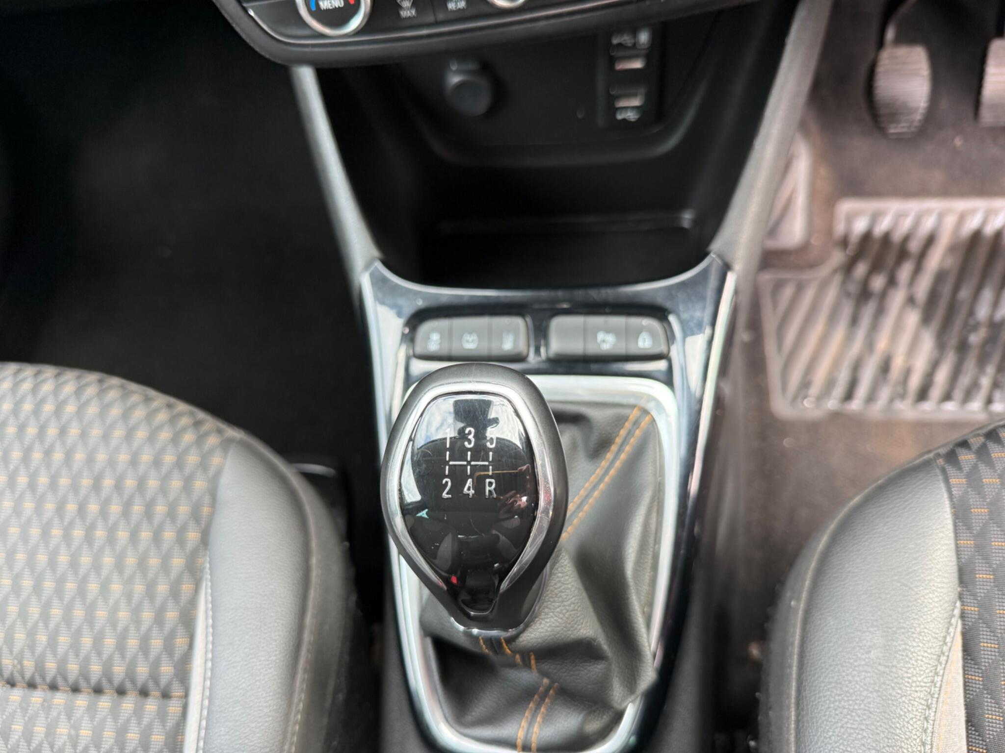 Vauxhall Crossland X view 19