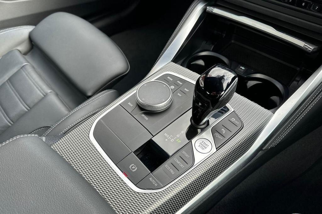 BMW 4 Series view 10