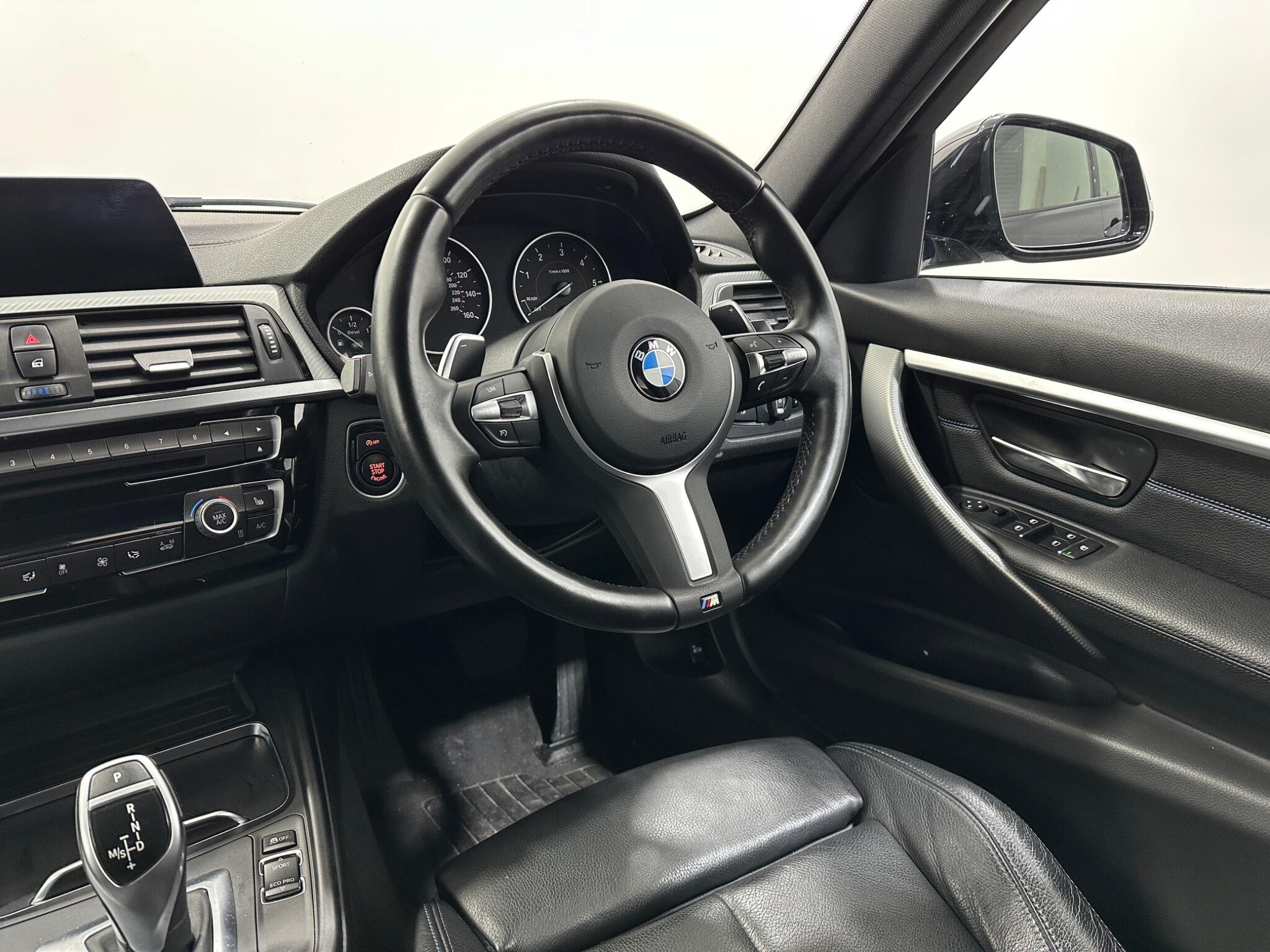 BMW 3 Series view 12