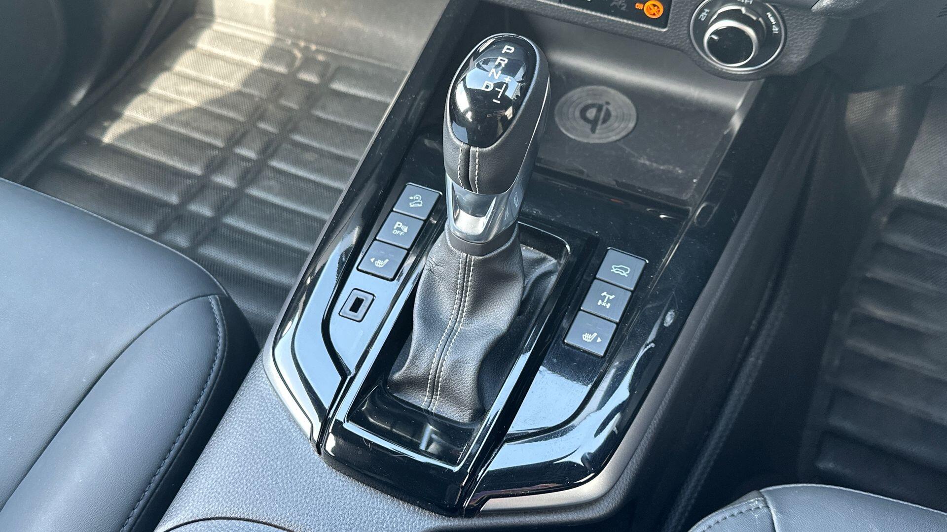 Isuzu D-Max view 13