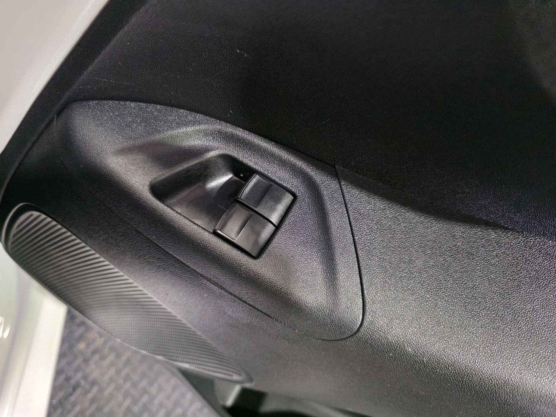 Toyota Aygo view 14