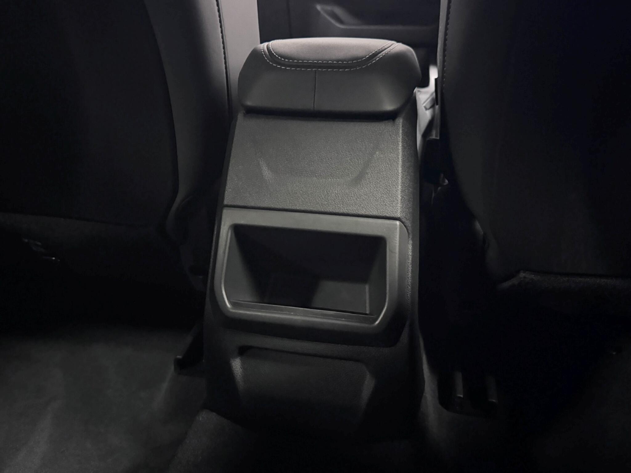 BMW 1 Series view 18