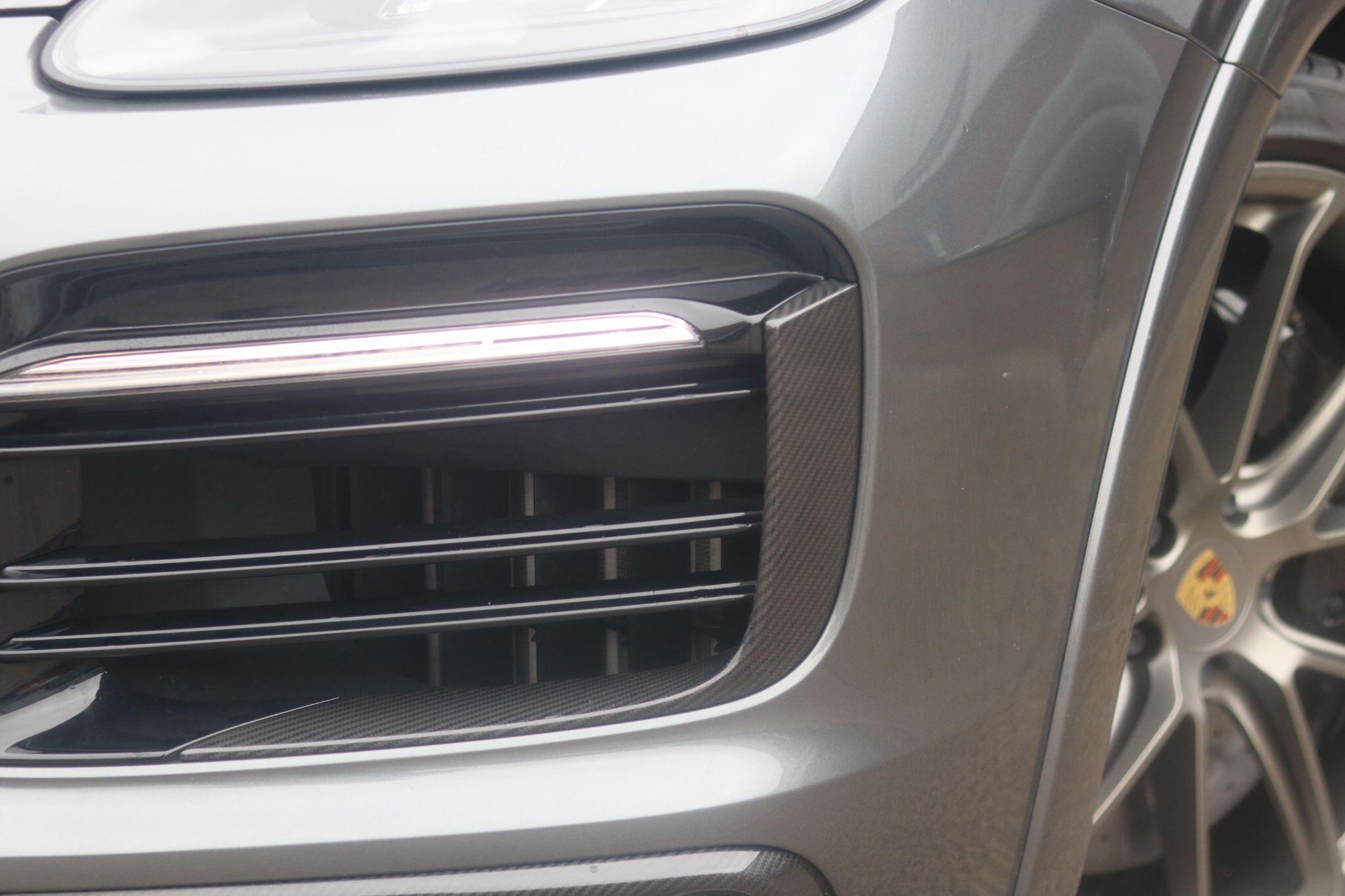 Porsche Cayenne view 15