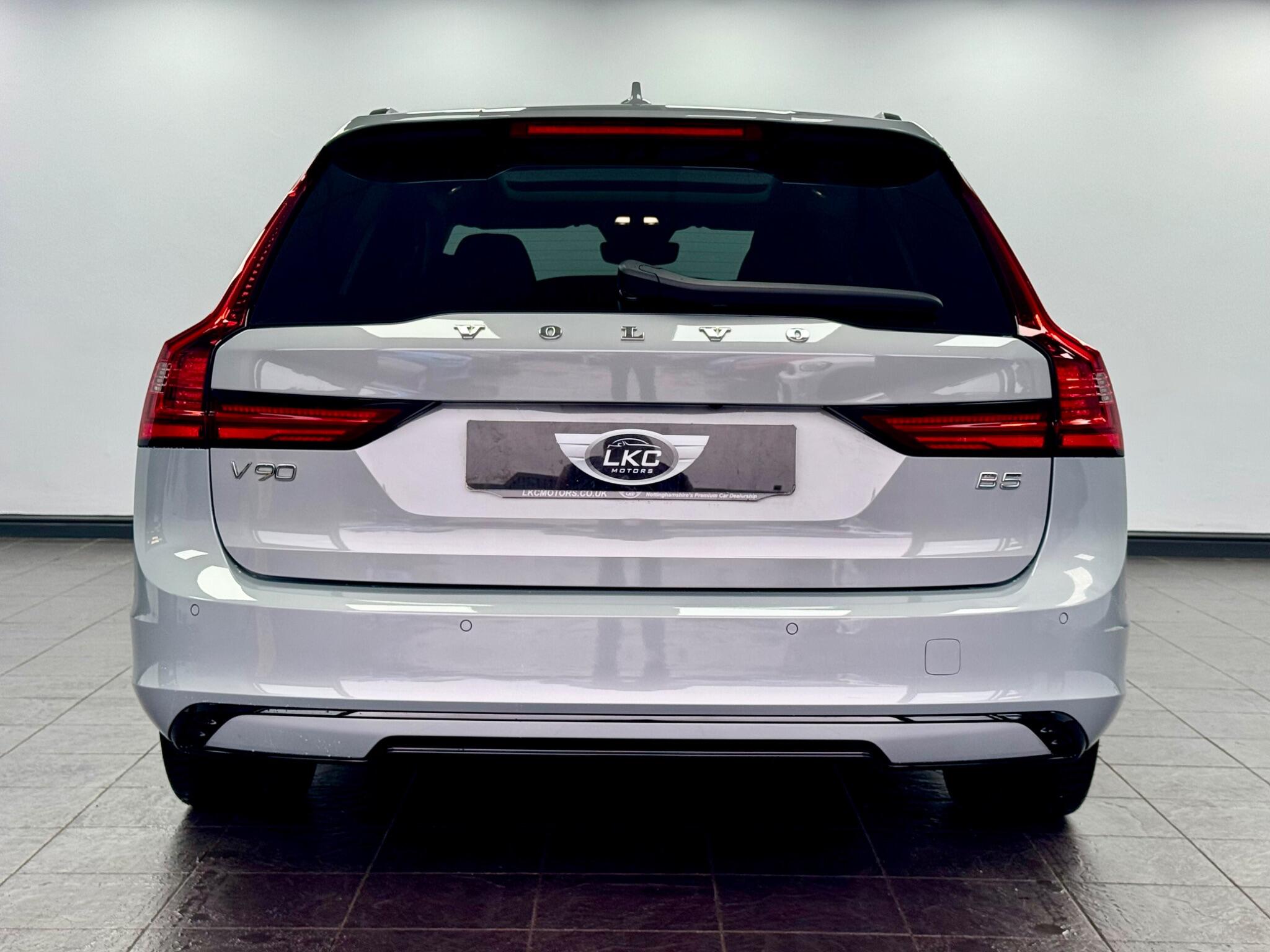 Volvo V90 view 58