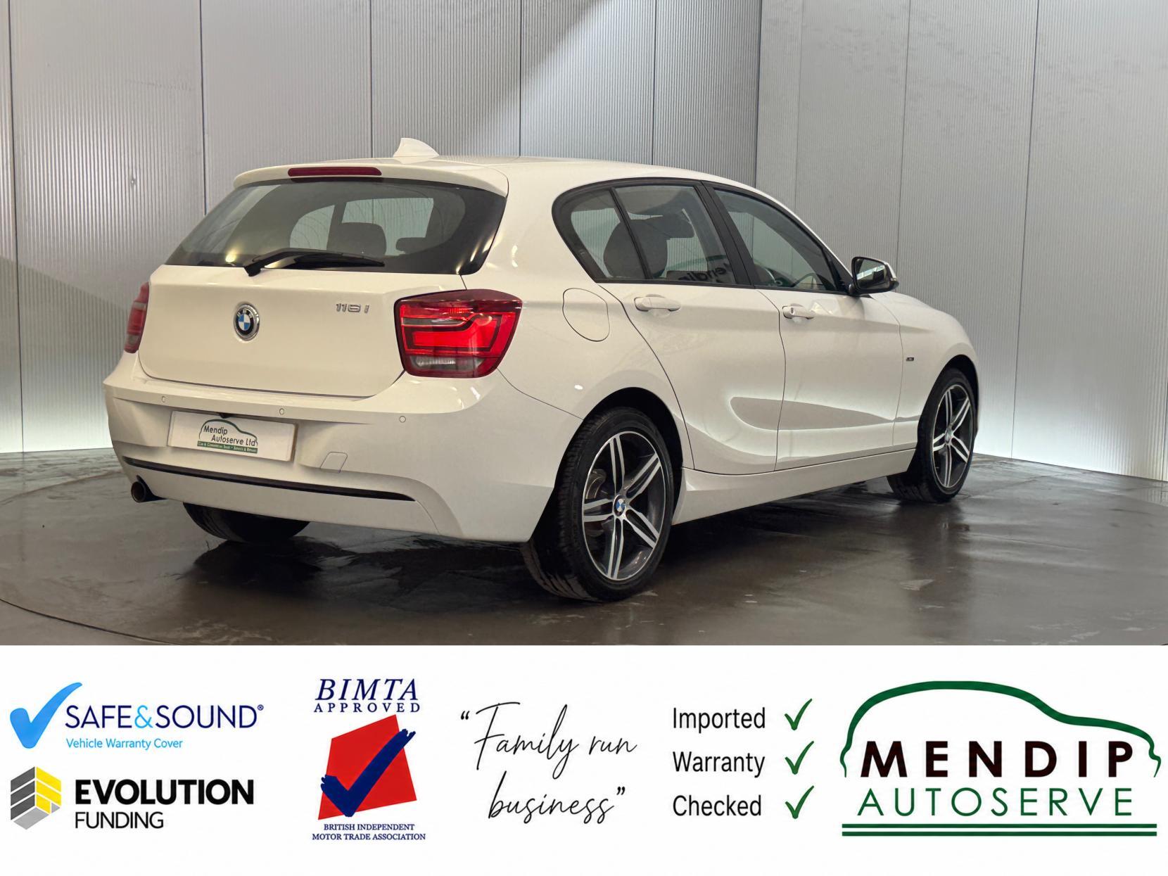 BMW 1 Series view 20