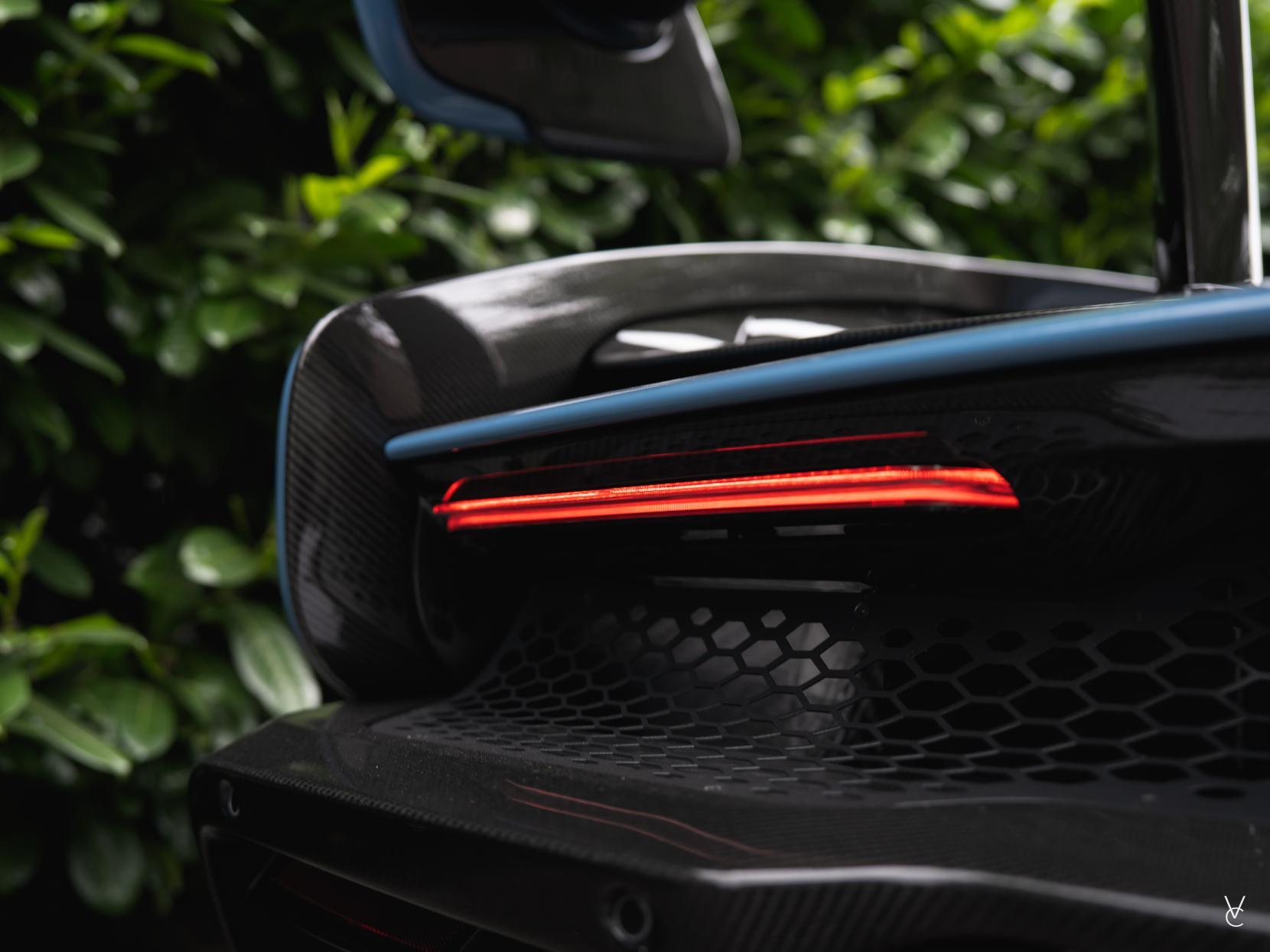 McLaren Senna view 60