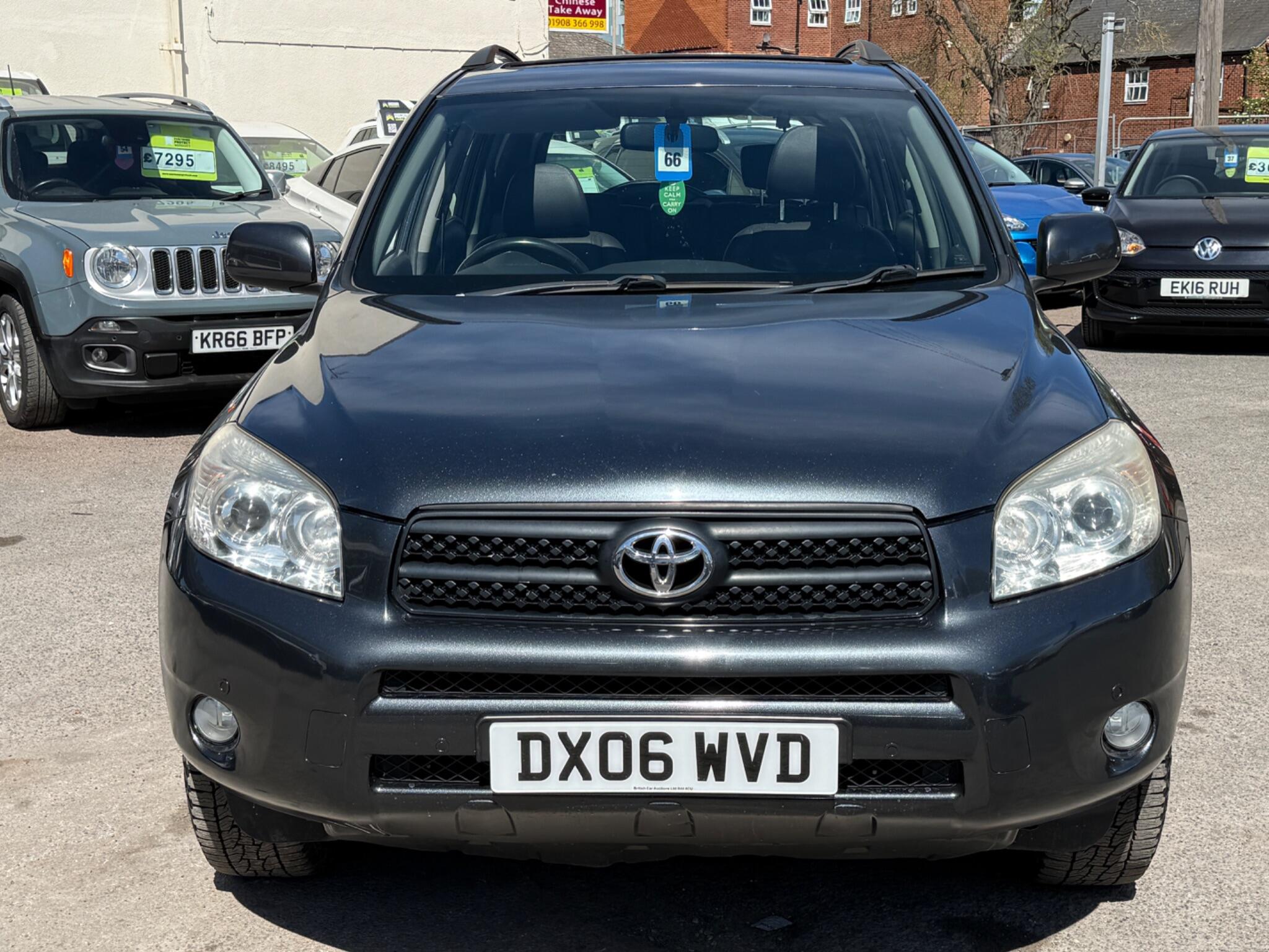Toyota RAV4 - Image 9