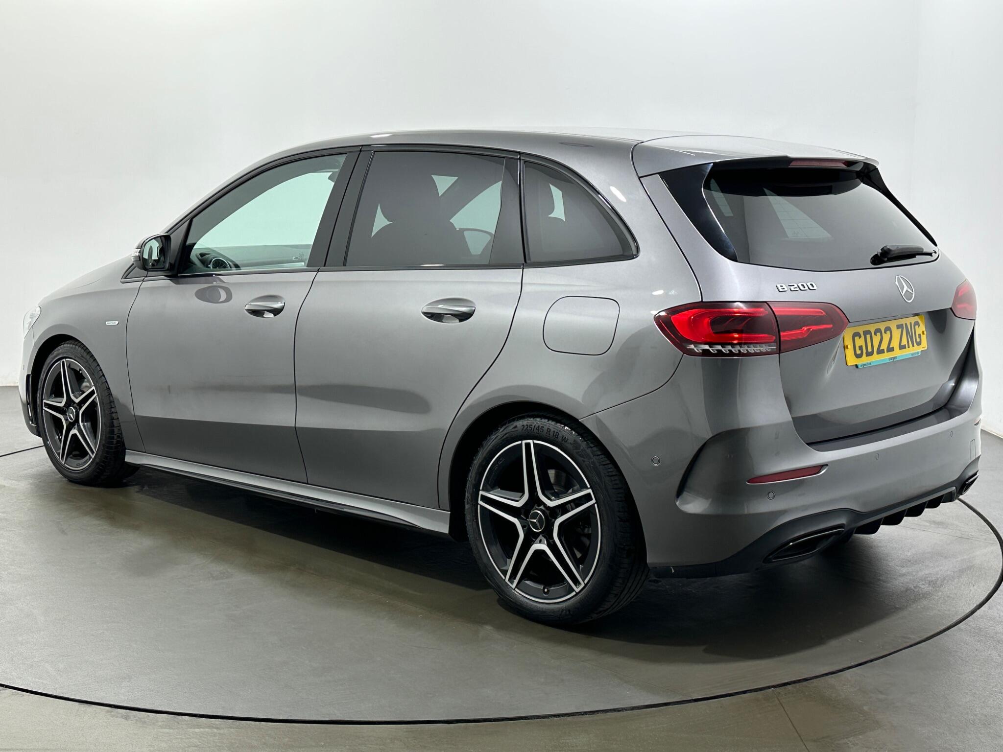 Mercedes-Benz B-Class view 6