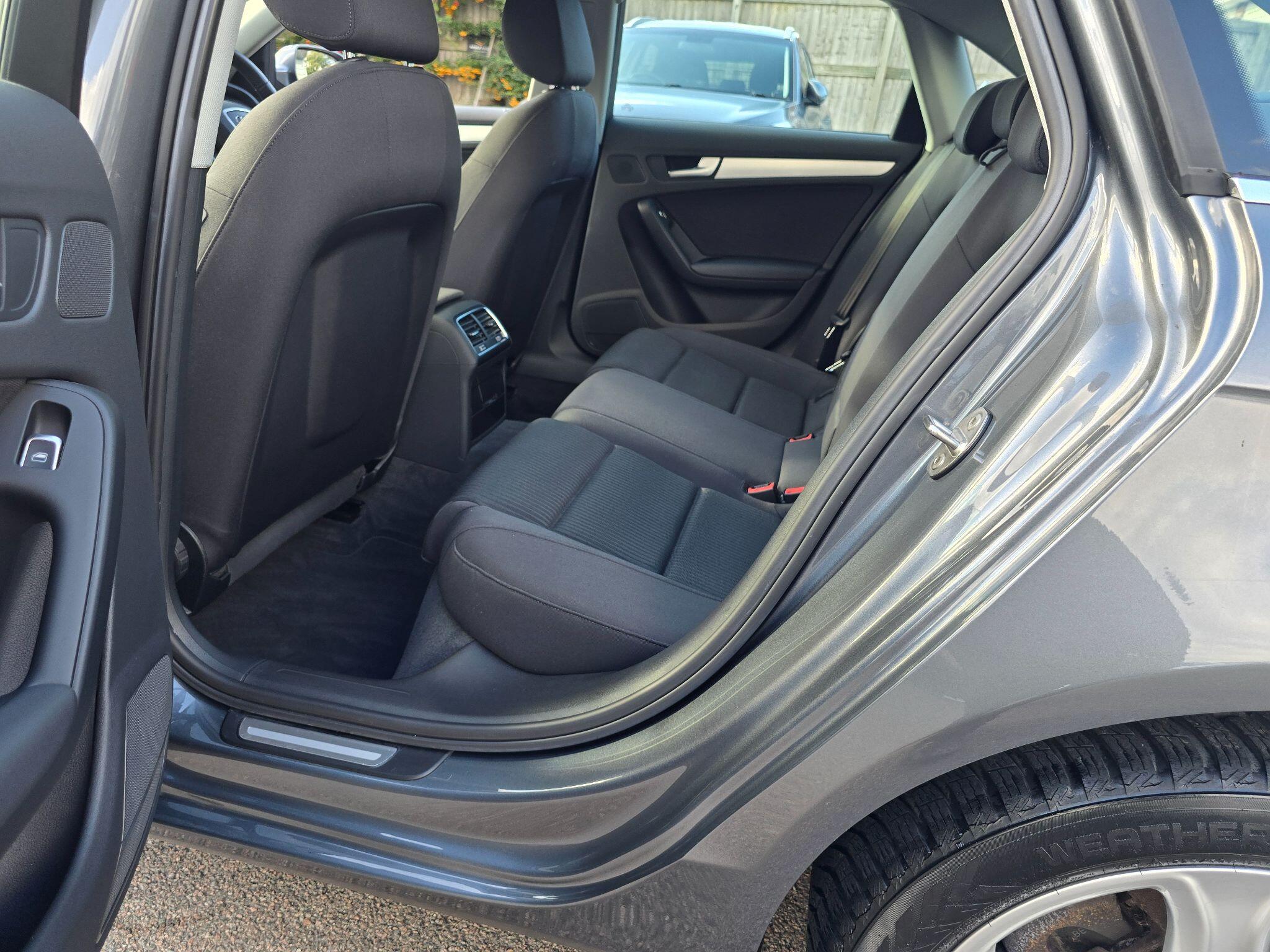 Audi A4 view 48