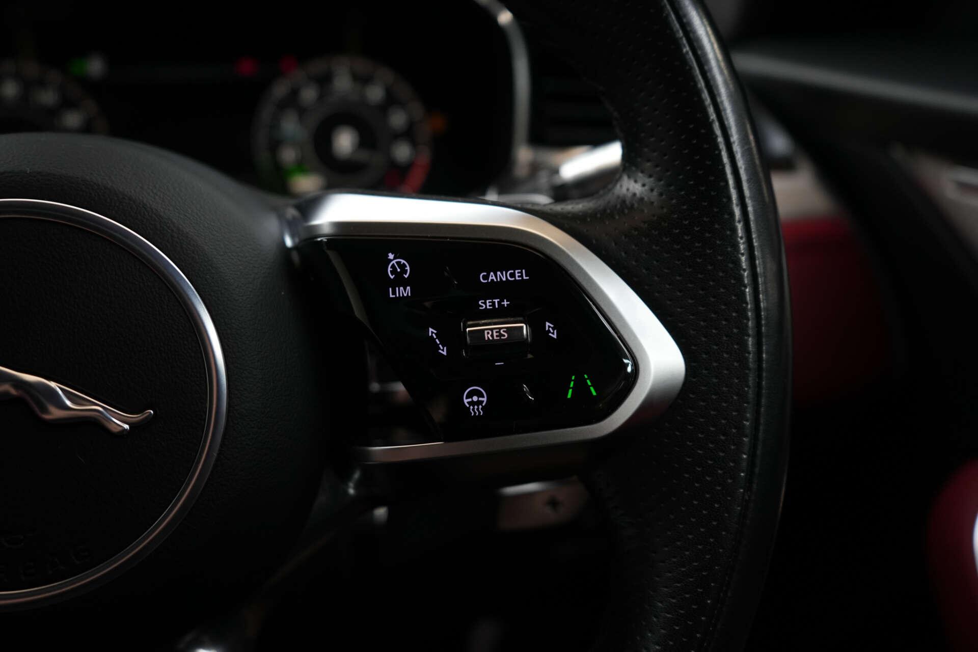 Jaguar F-Pace view 42