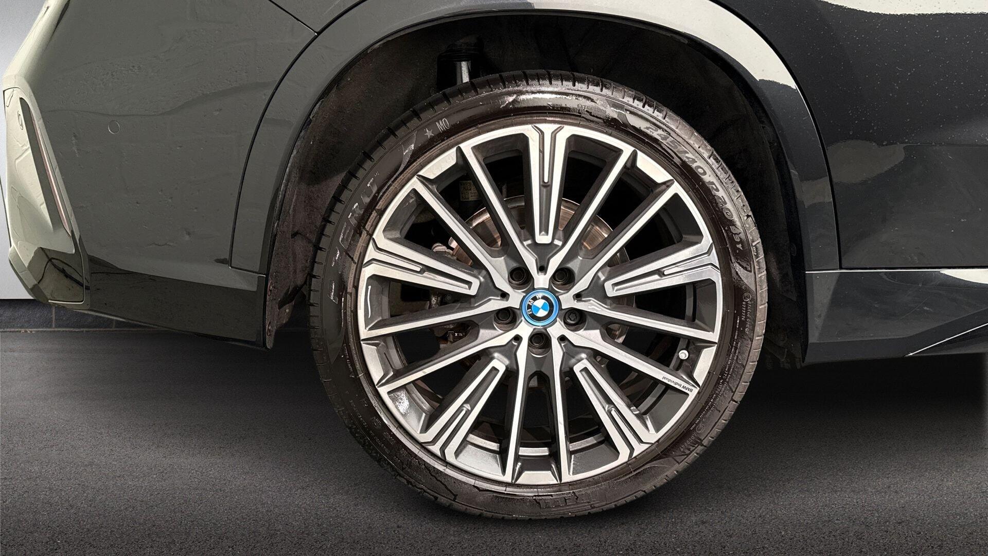BMW X1 view 14
