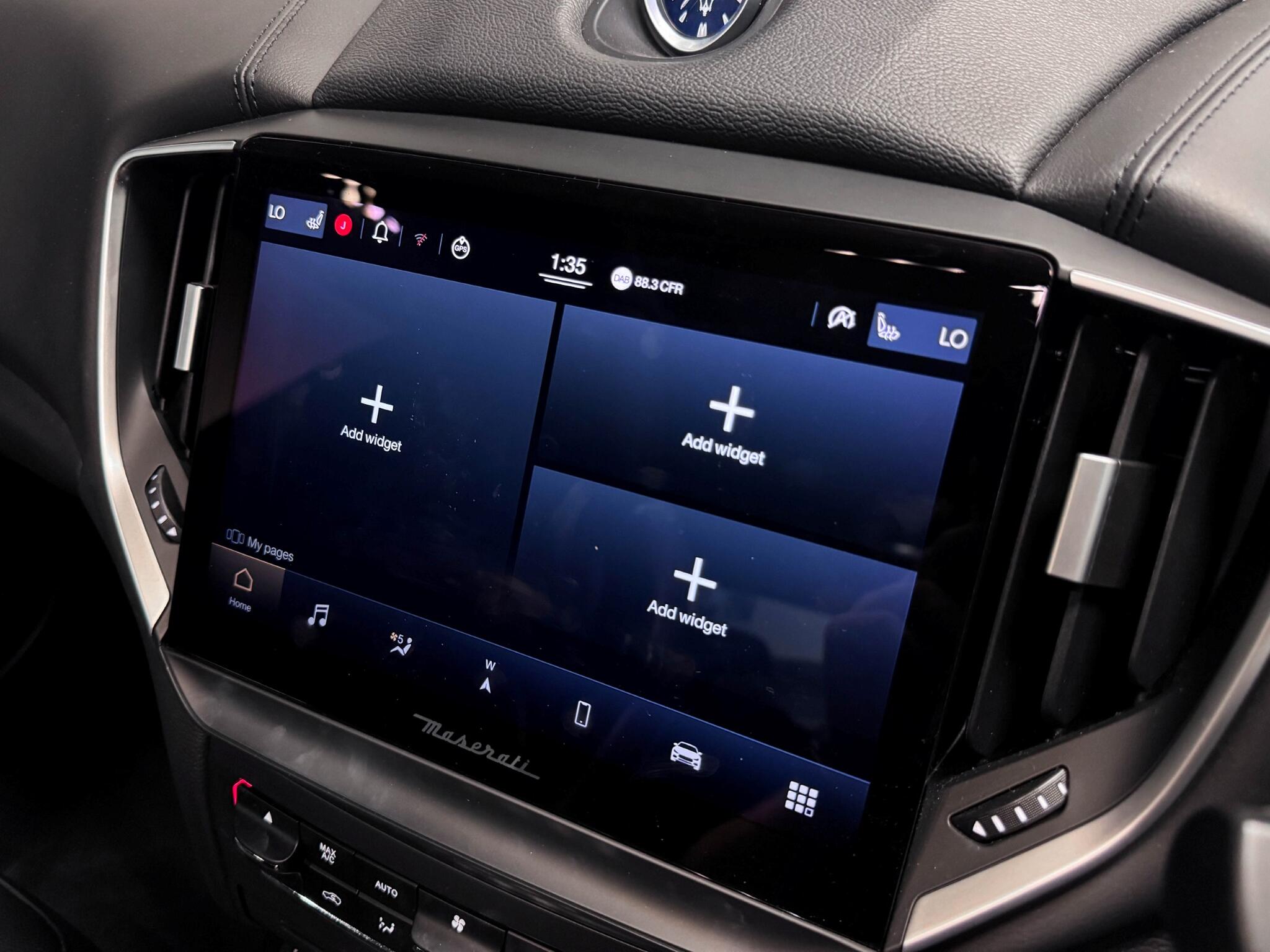 Maserati Ghibli view 40