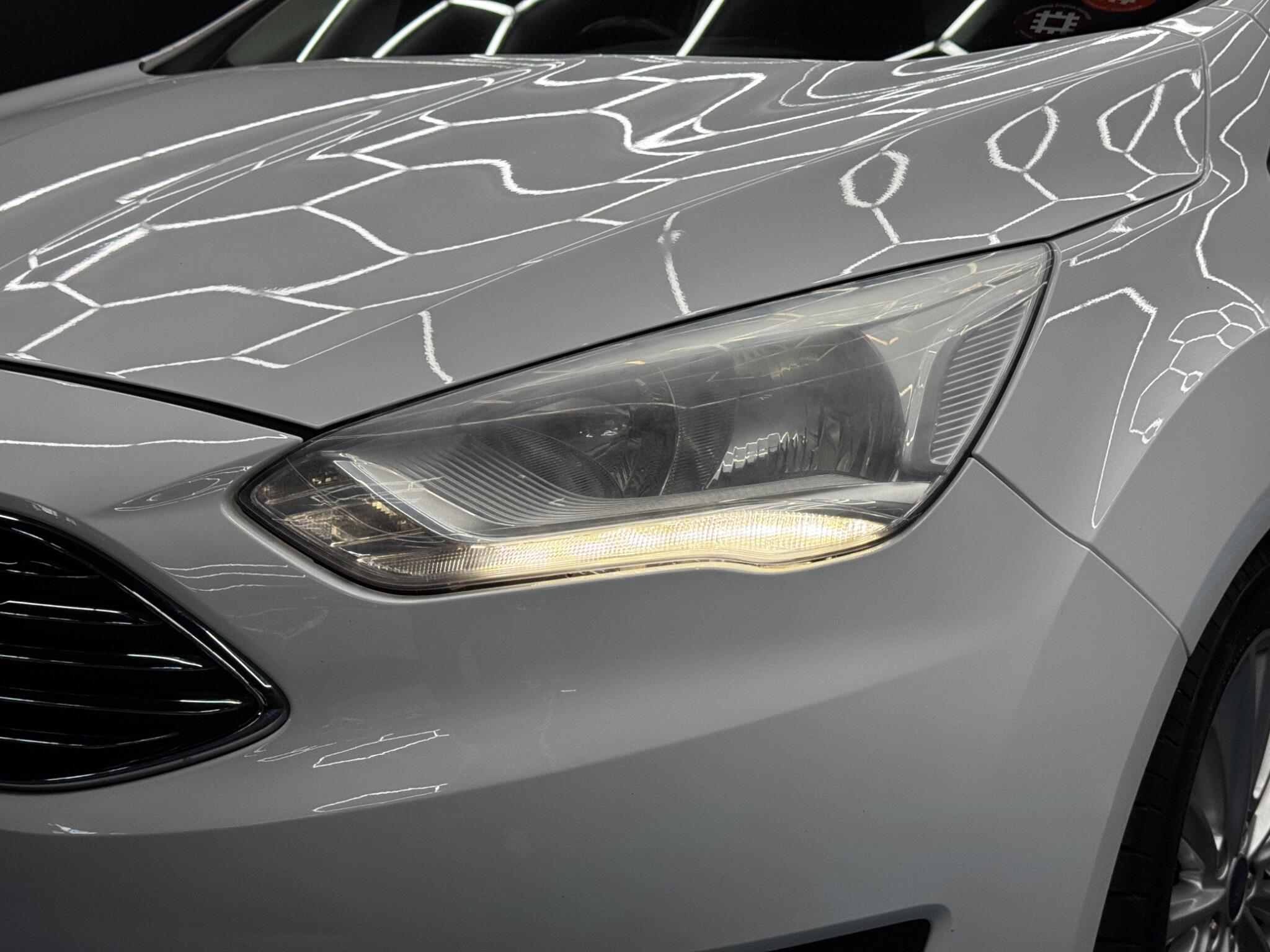 Ford C-Max view 44