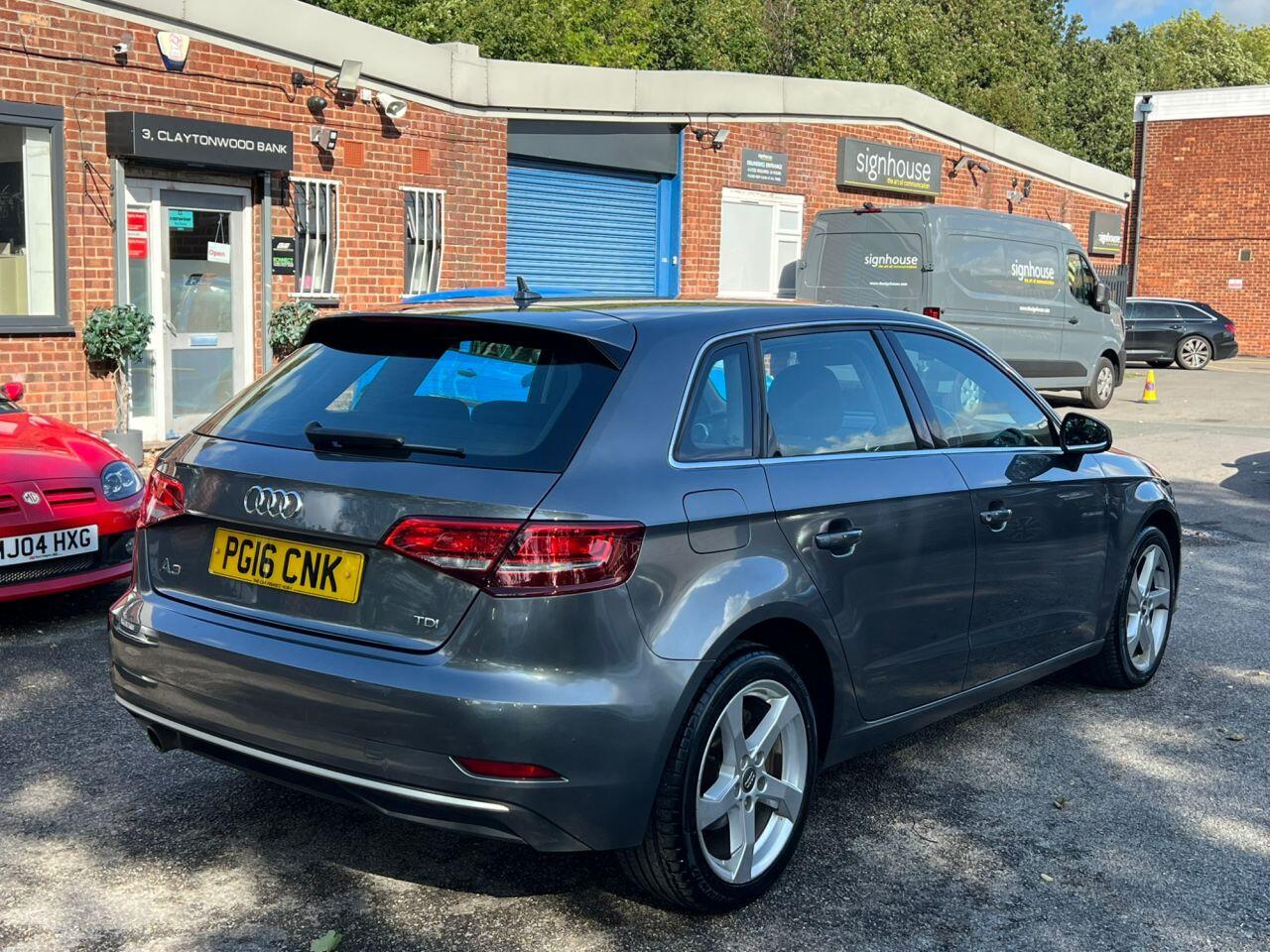 Audi A3 view 4
