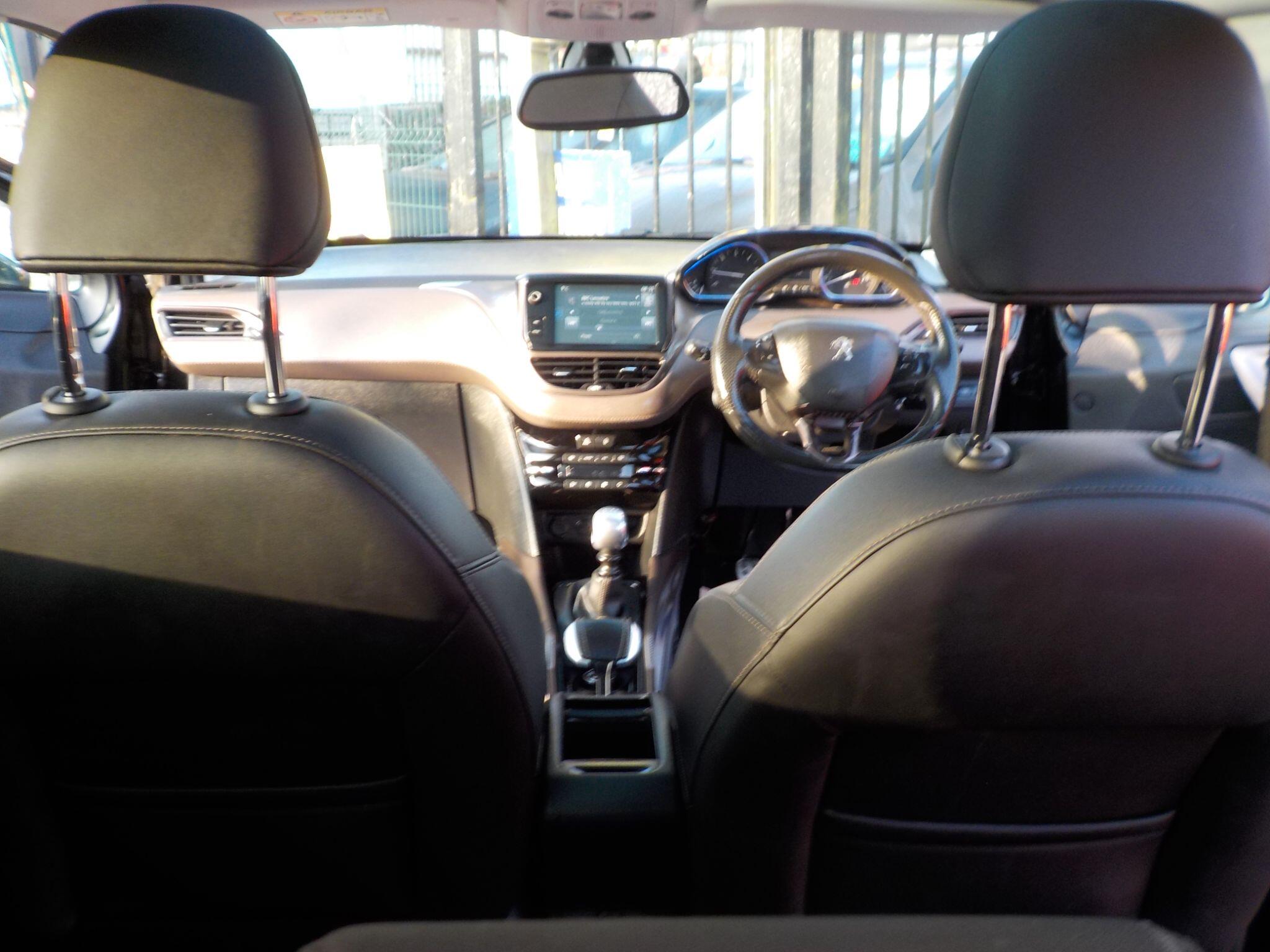 Peugeot 2008 1.6 BlueHDi Feline Euro 6 (s/s) 5dr (Calima)