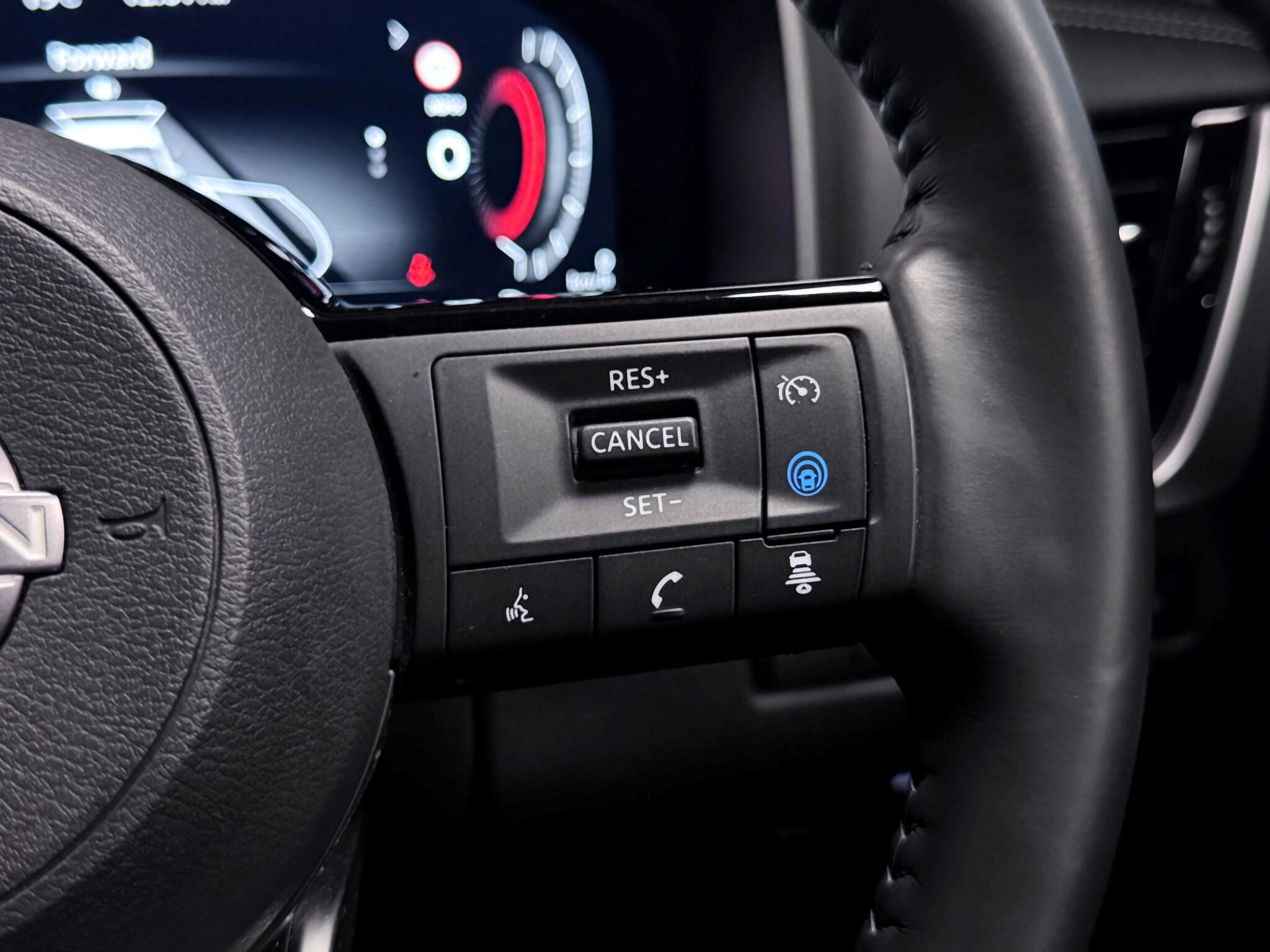 Nissan X-Trail view 31