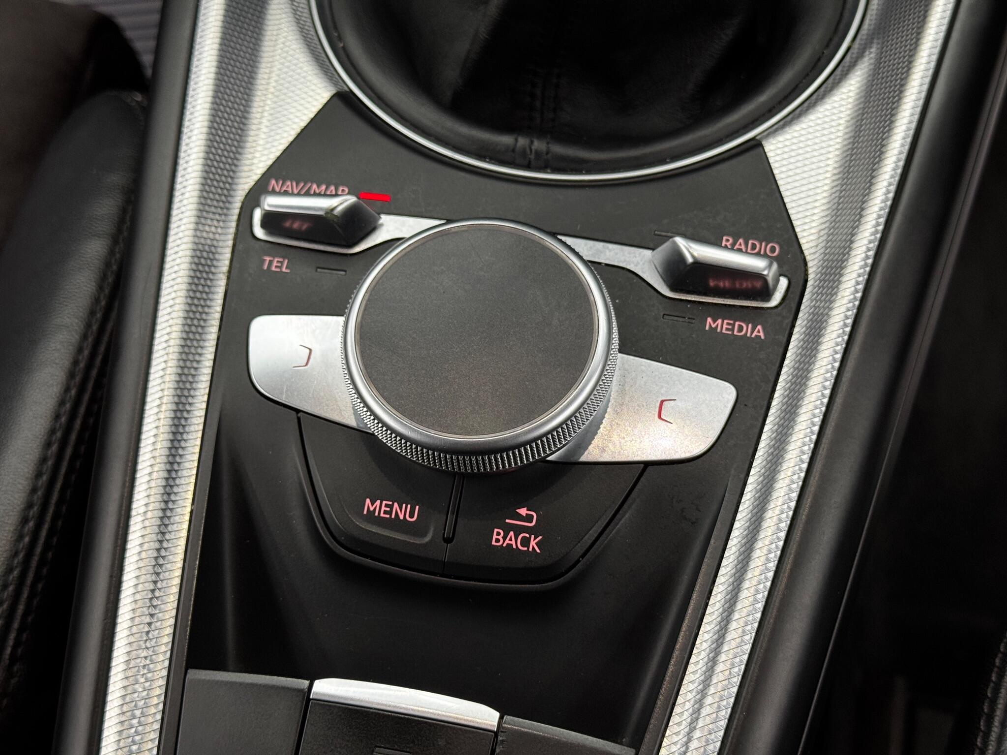 Audi TT view 28