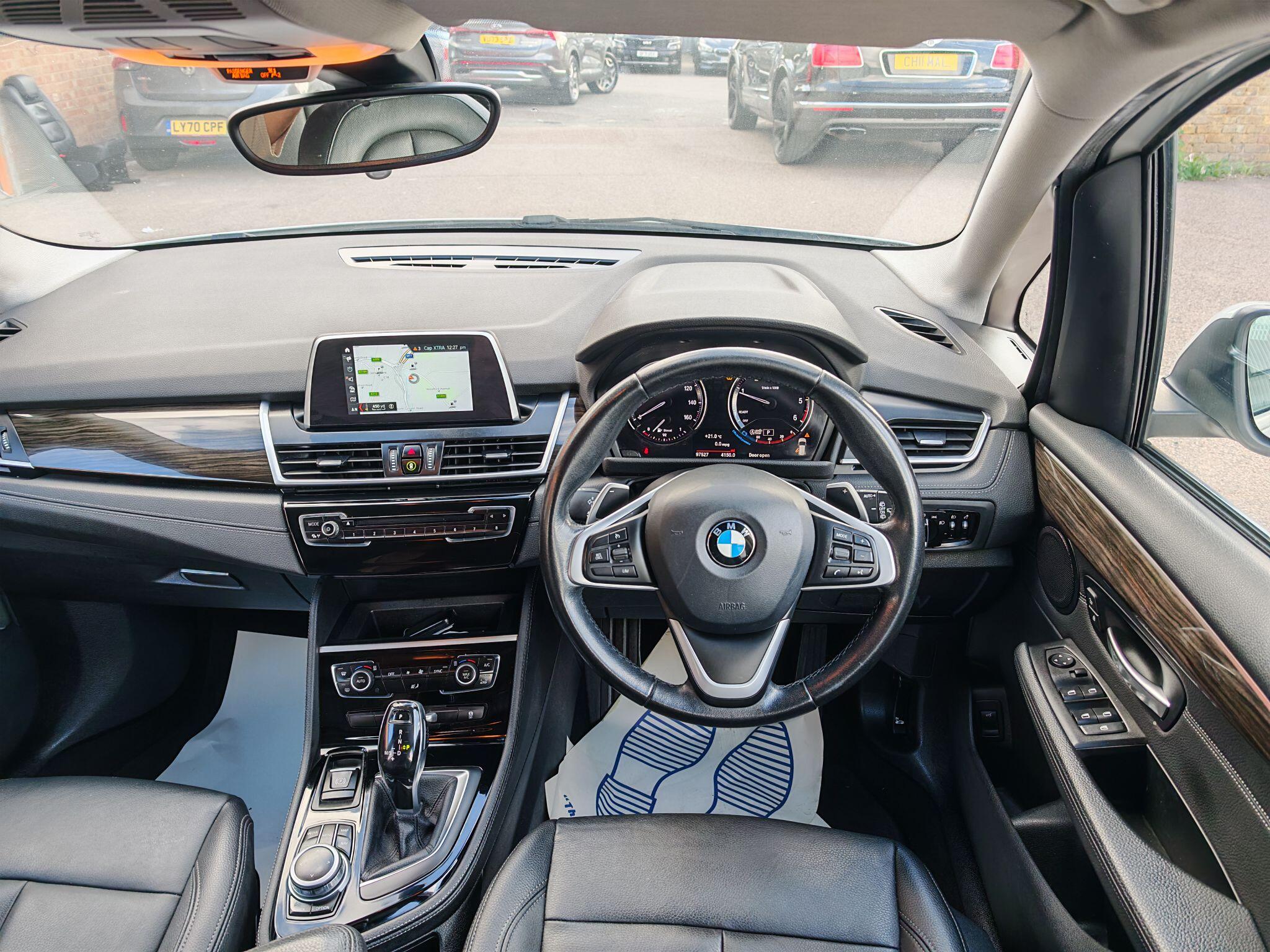 BMW 2 Series view 19