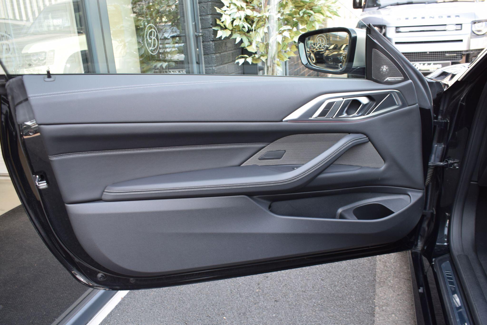 BMW 4 Series view 18