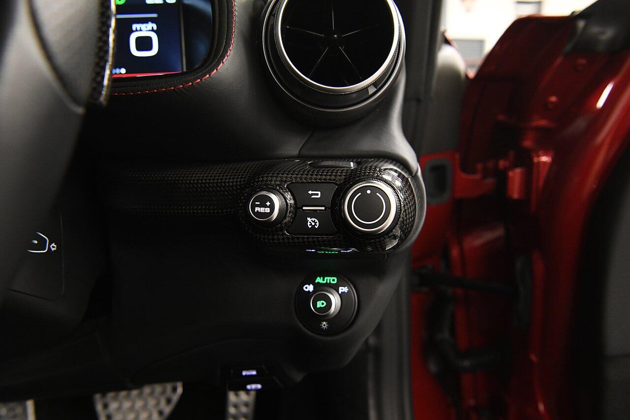 Ferrari 812 view 30