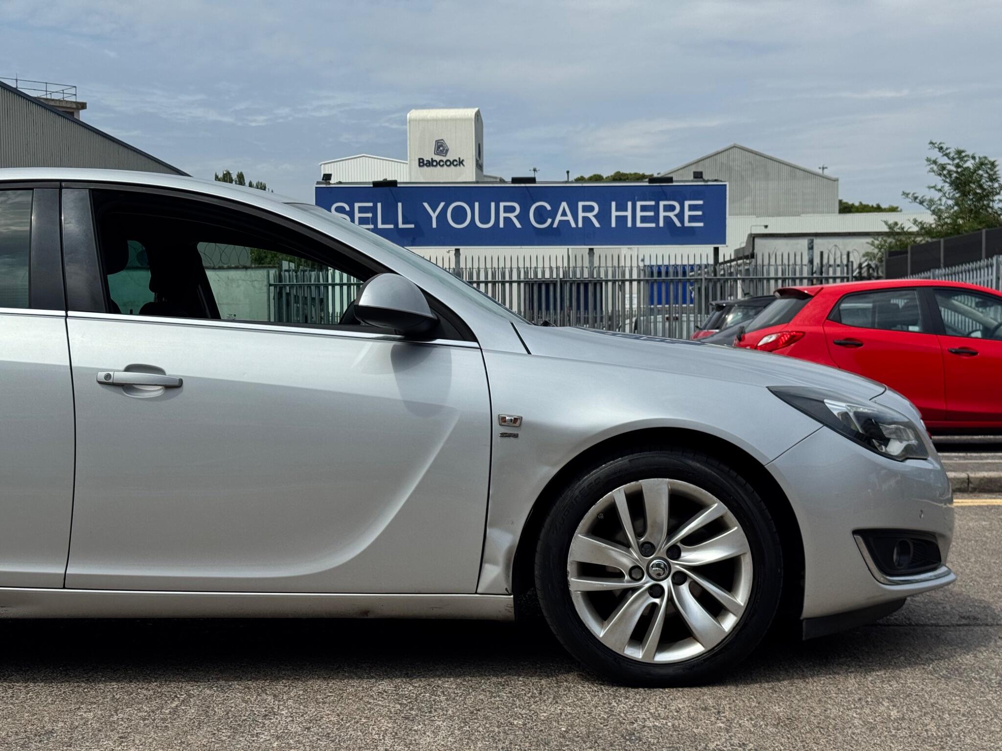 Vauxhall Insignia view 14