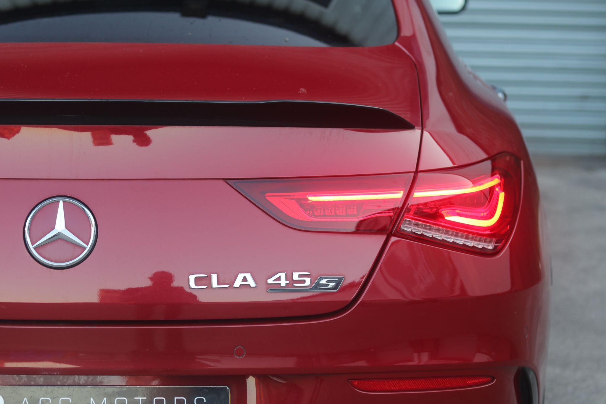 Mercedes-Benz Cla view 12