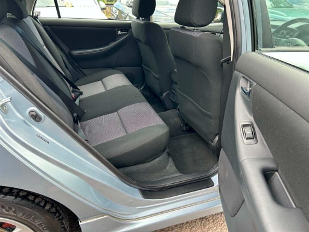 Toyota Corolla view 13