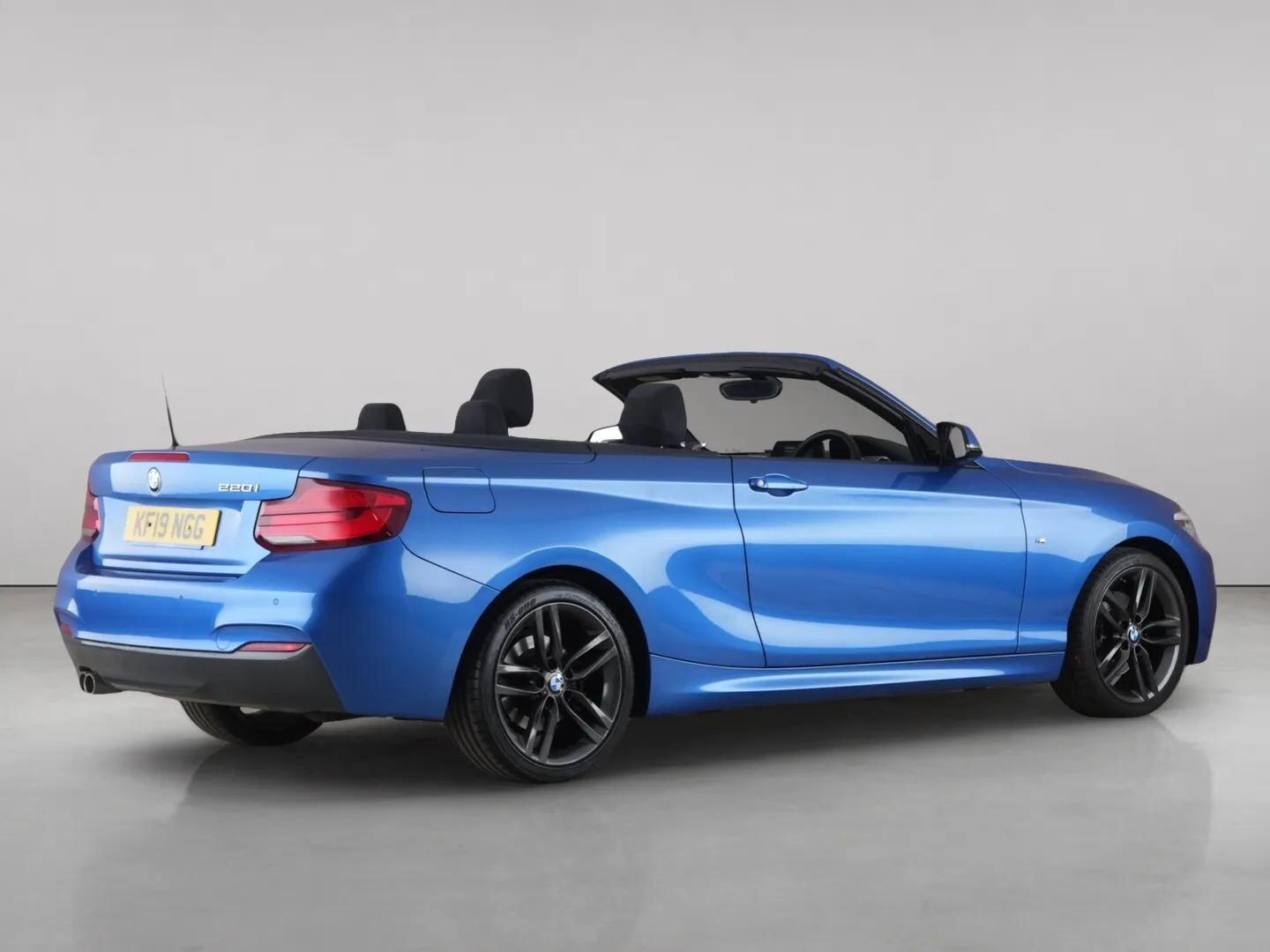 BMW 2 Series view 7