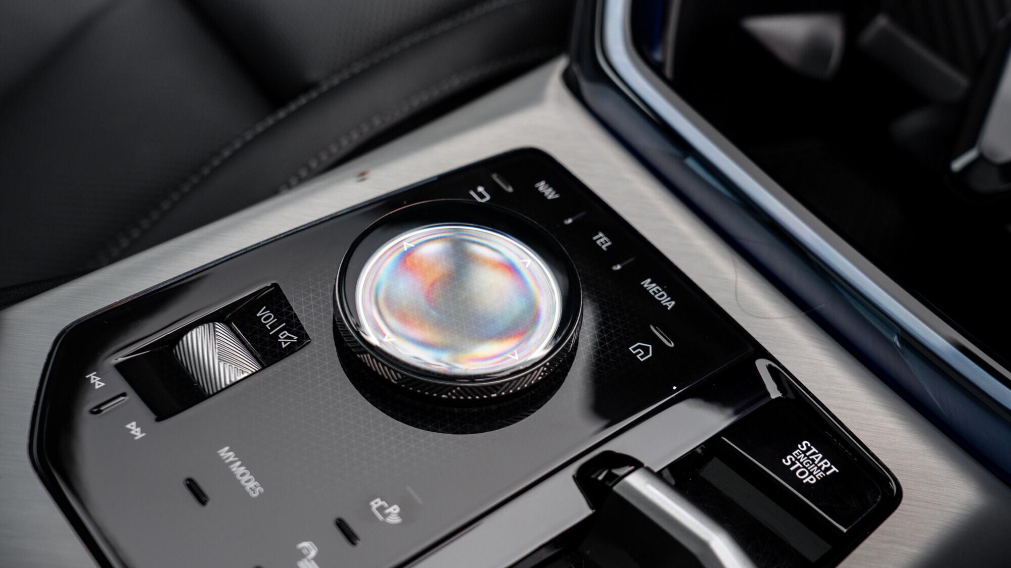 BMW X3 view 40