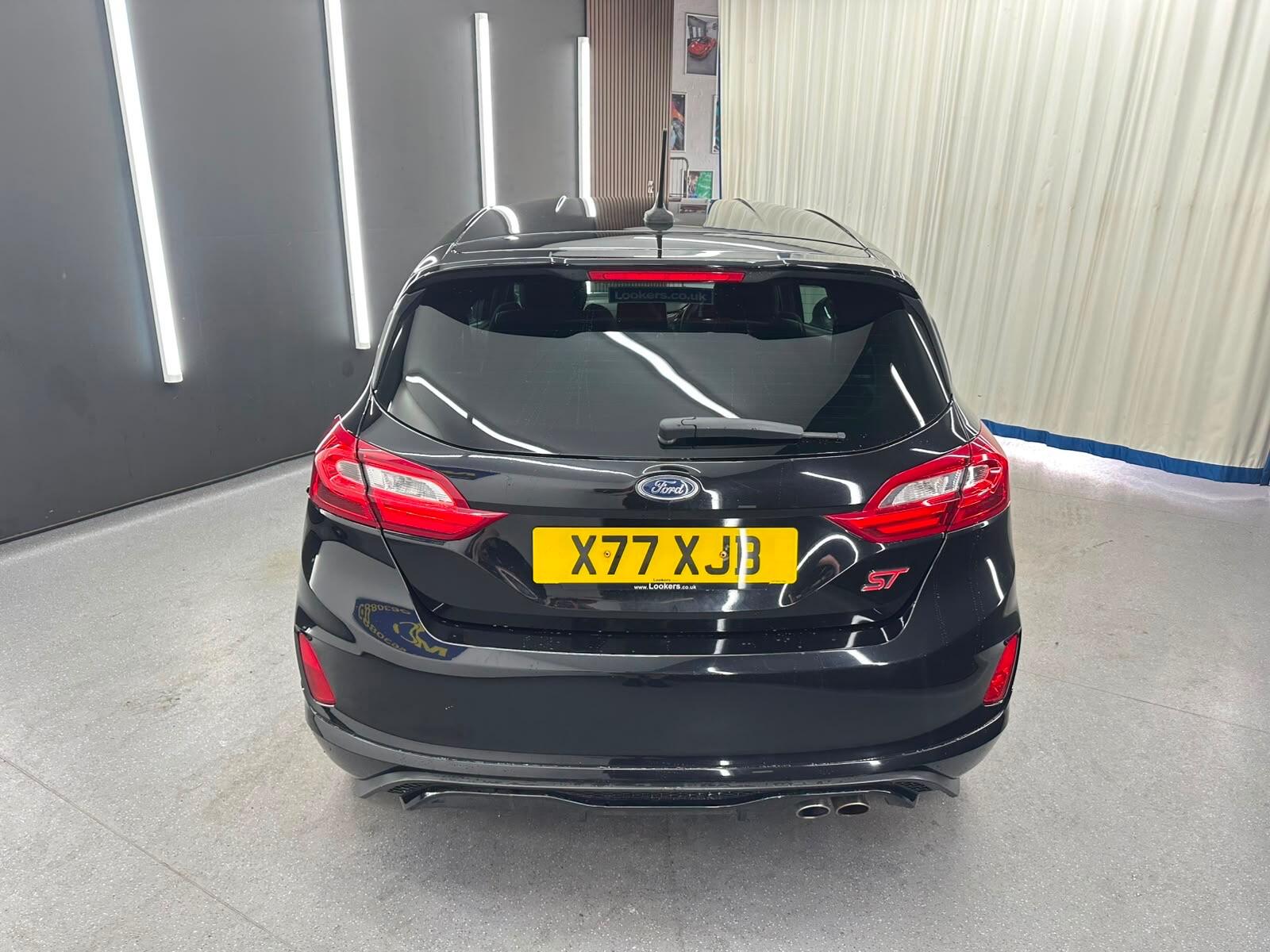 Ford Fiesta view 10